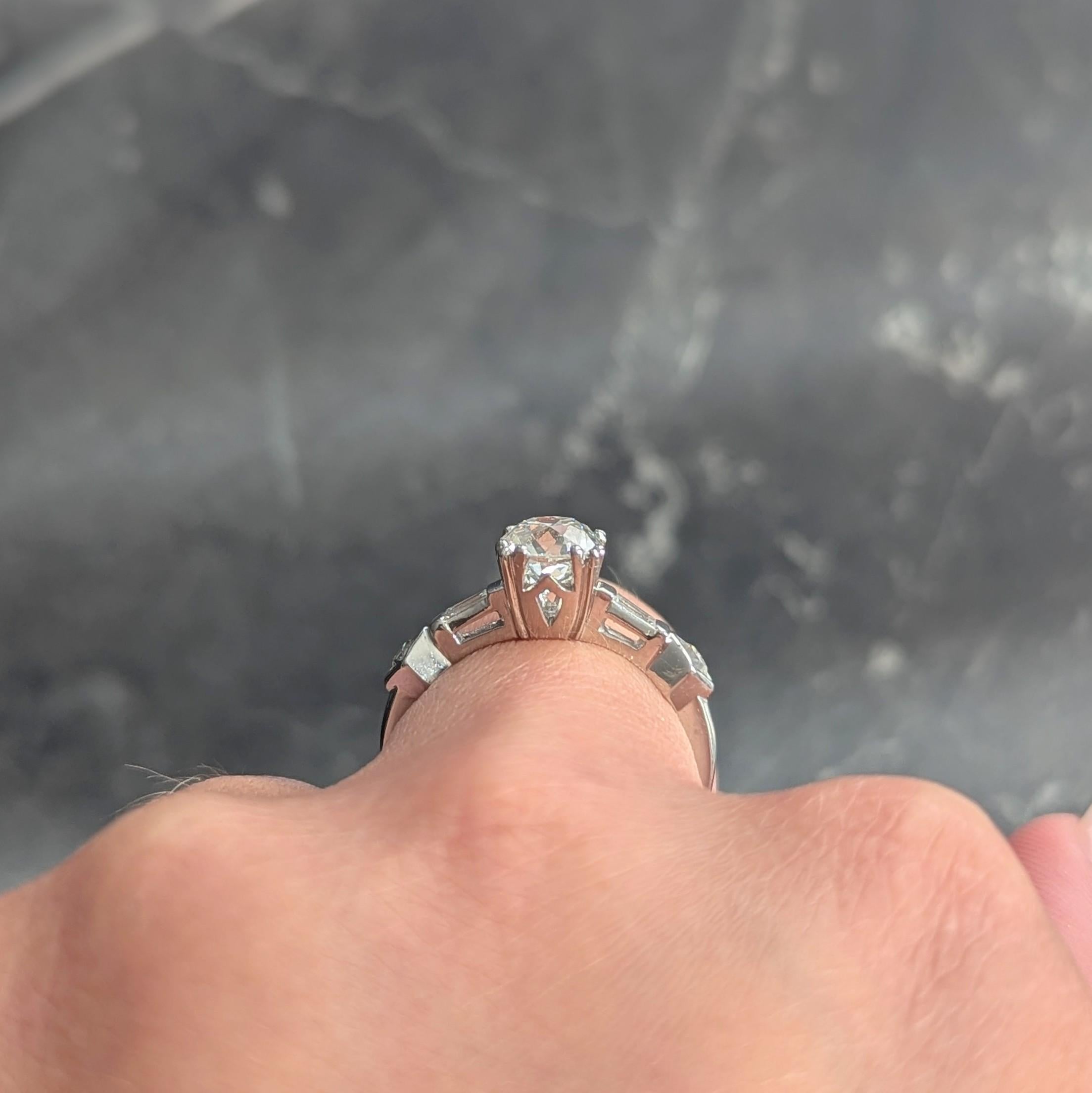 Anello di fidanzamento in platino con diamante Old Mine Cut 1,63 CTW di metà secolo, GIA in vendita 6