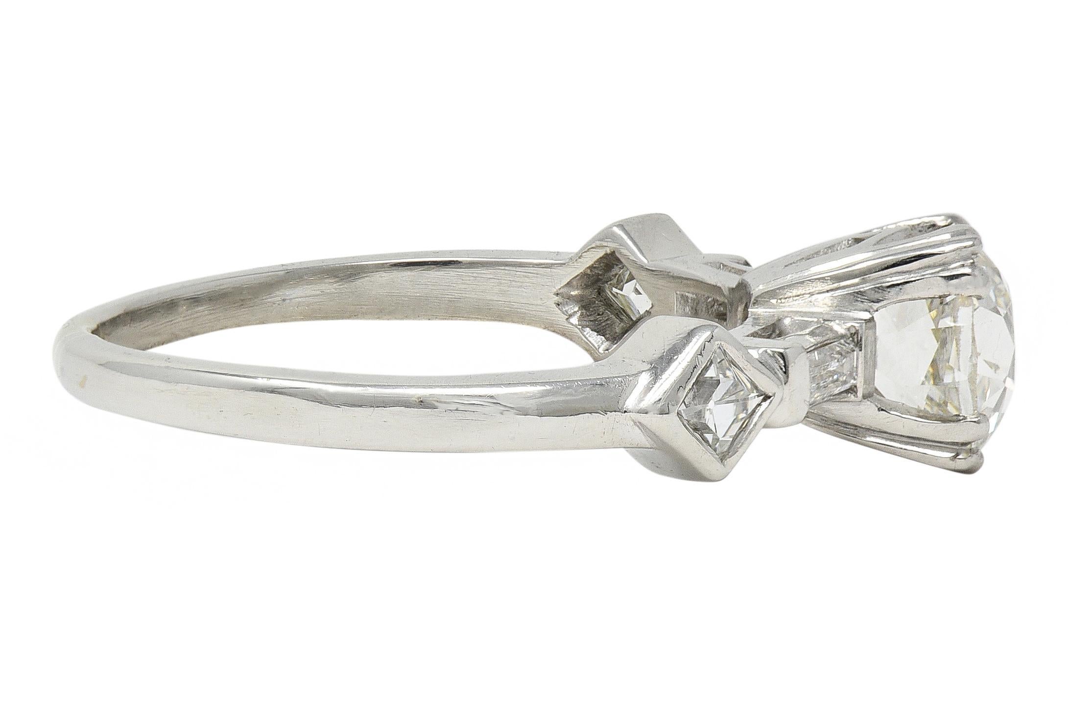 Anello di fidanzamento in platino con diamante Old Mine Cut 1,63 CTW di metà secolo, GIA In condizioni ottime in vendita a Philadelphia, PA