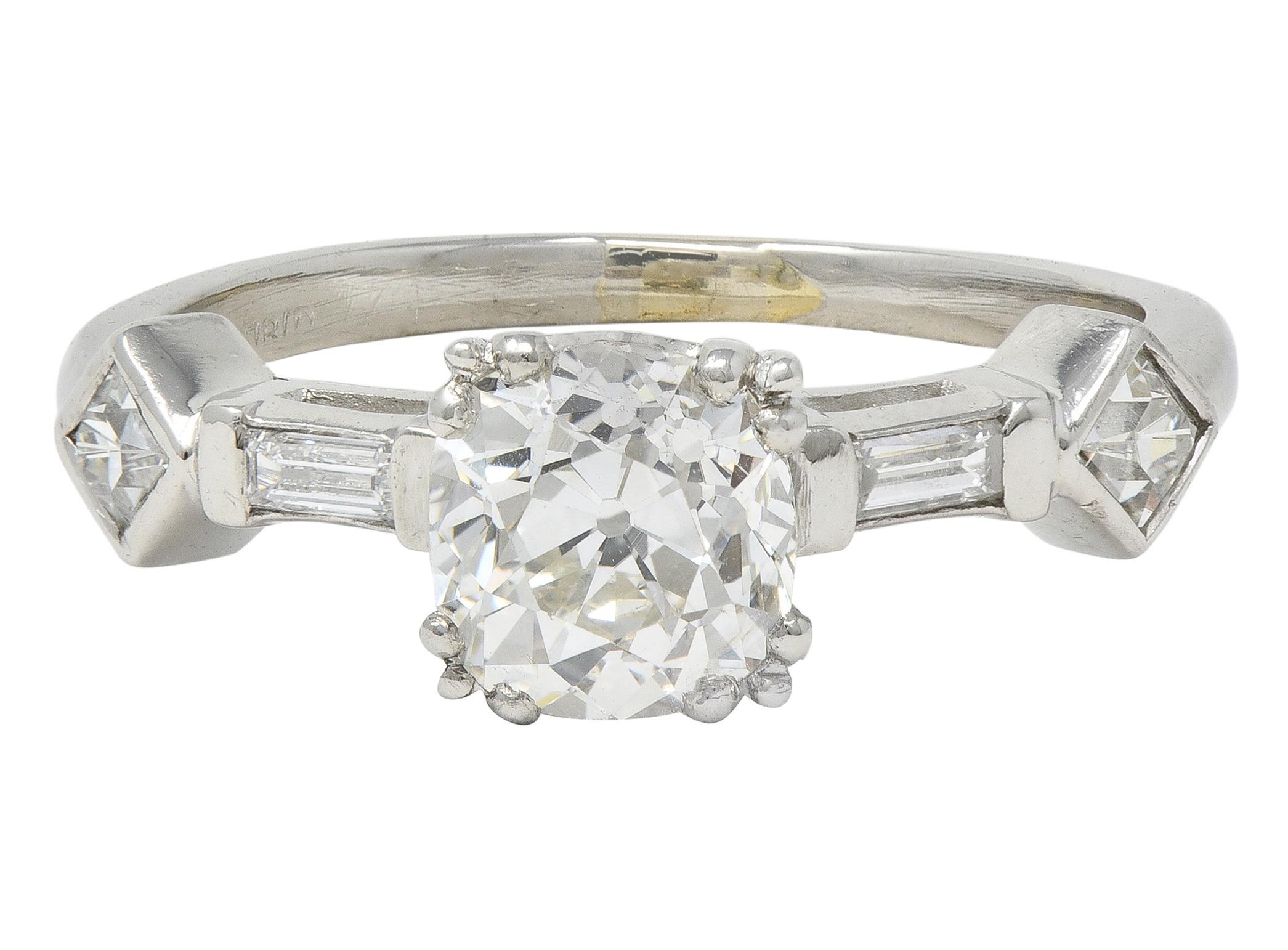 Anello di fidanzamento in platino con diamante Old Mine Cut 1,63 CTW di metà secolo, GIA