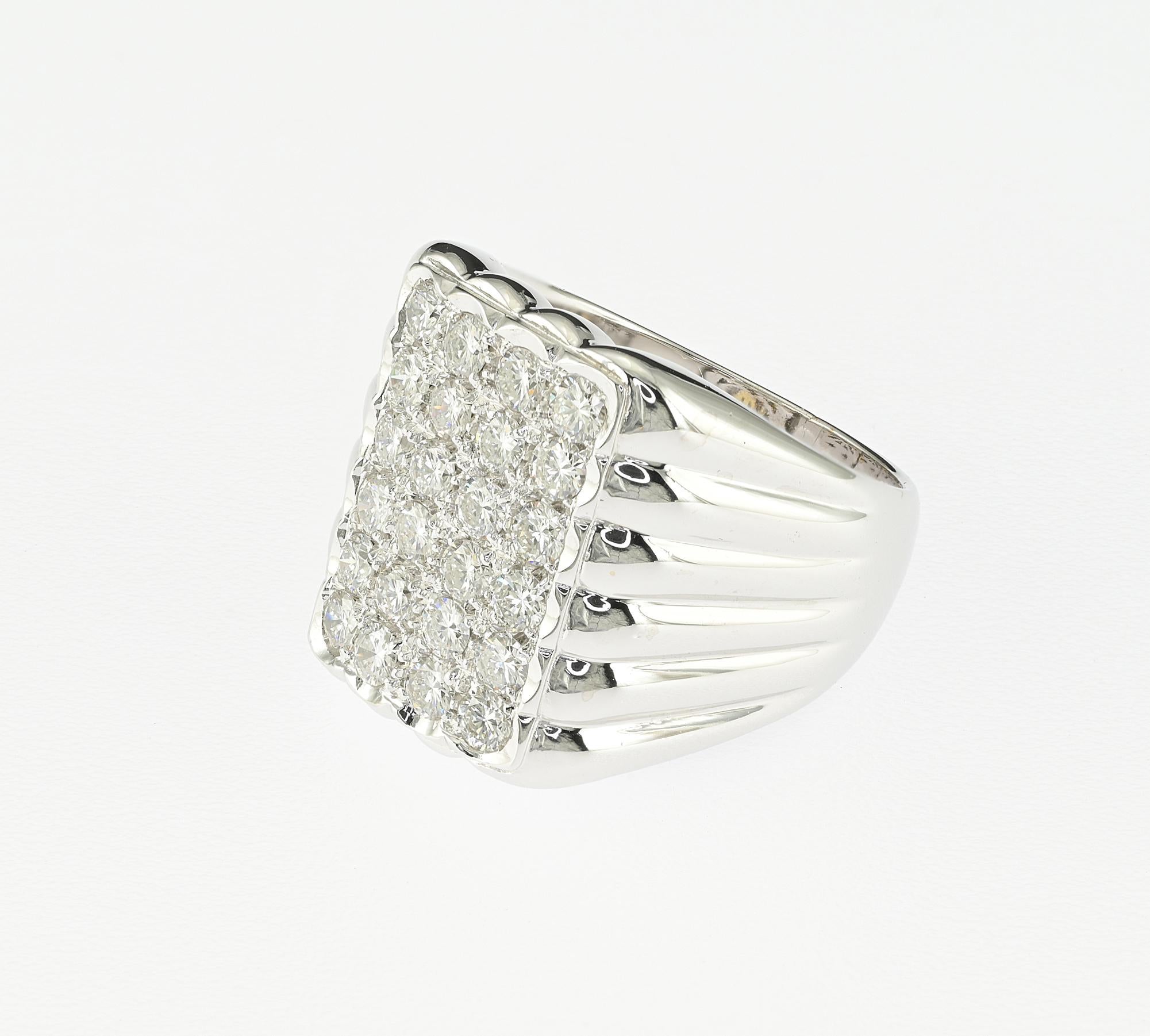 Mid century 1.65 CT G VVS Diamond 18 Kt Unisex Ring In Good Condition For Sale In Napoli, IT