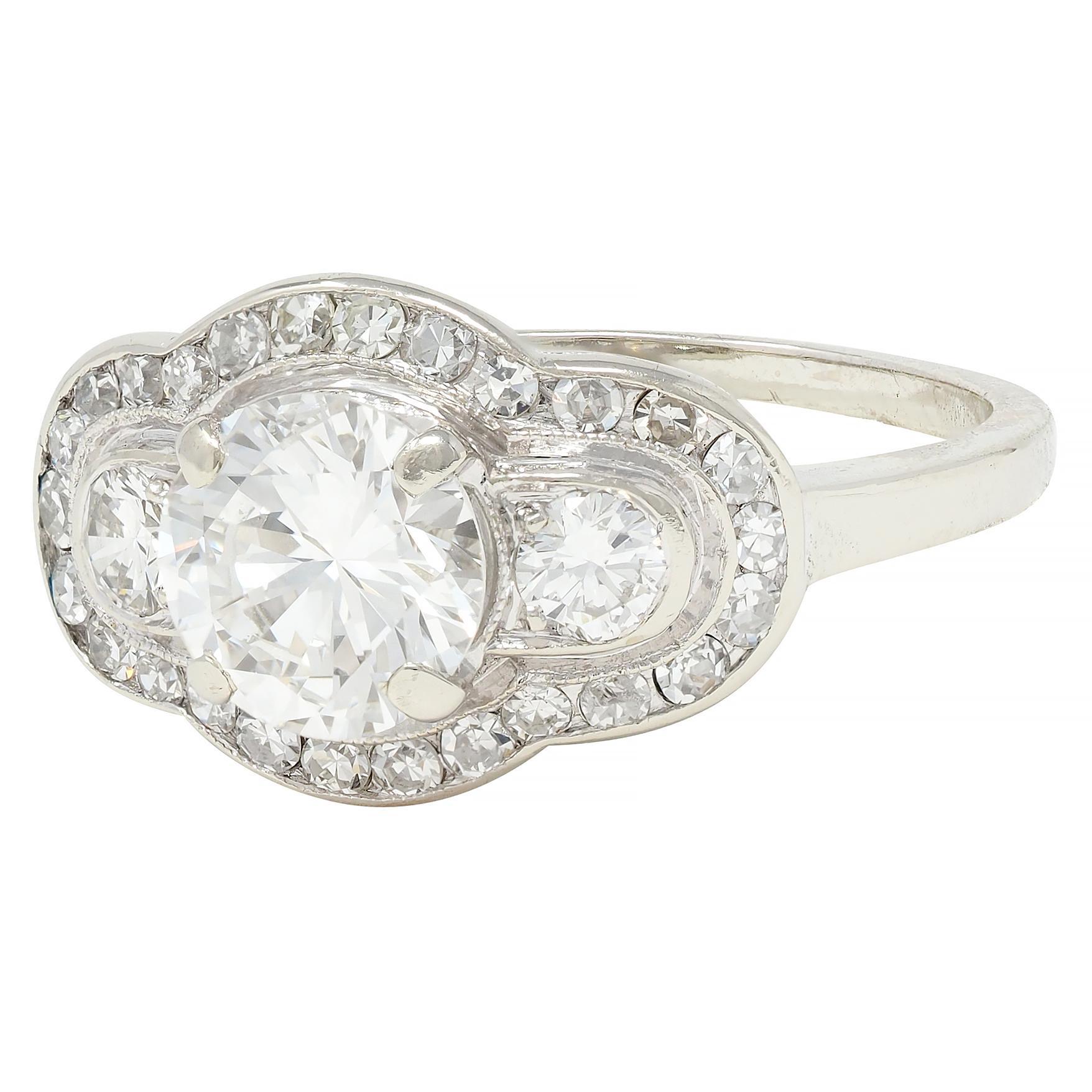 Mid-Century 1,65 CTW Diamant 14 Karat Weißgold Vintage Cluster Verlobungsring im Angebot 2