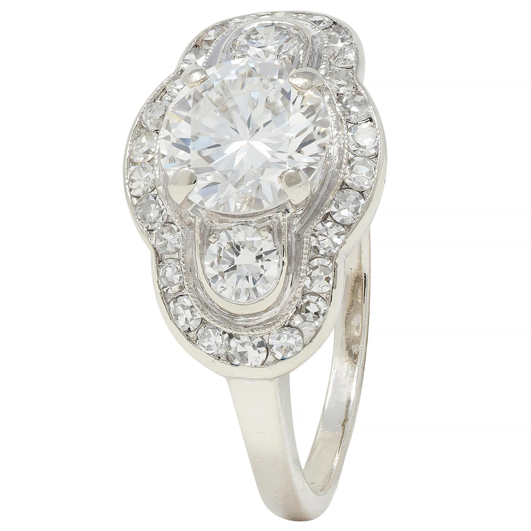 Mid-Century 1,65 CTW Diamant 14 Karat Weißgold Vintage Cluster Verlobungsring im Angebot 3