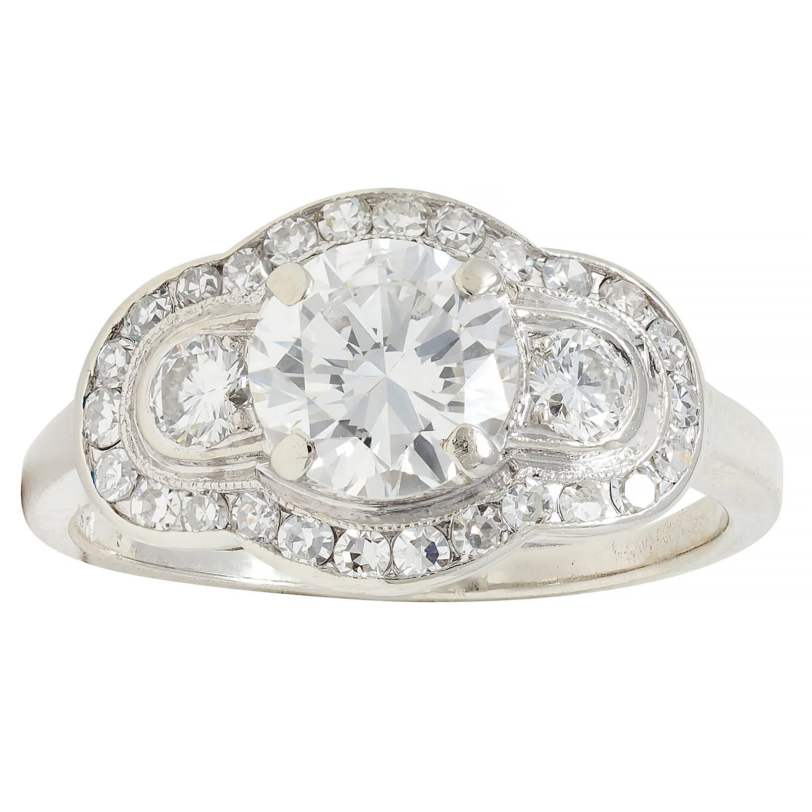 Mid-Century 1,65 CTW Diamant 14 Karat Weißgold Vintage Cluster Verlobungsring im Angebot 4