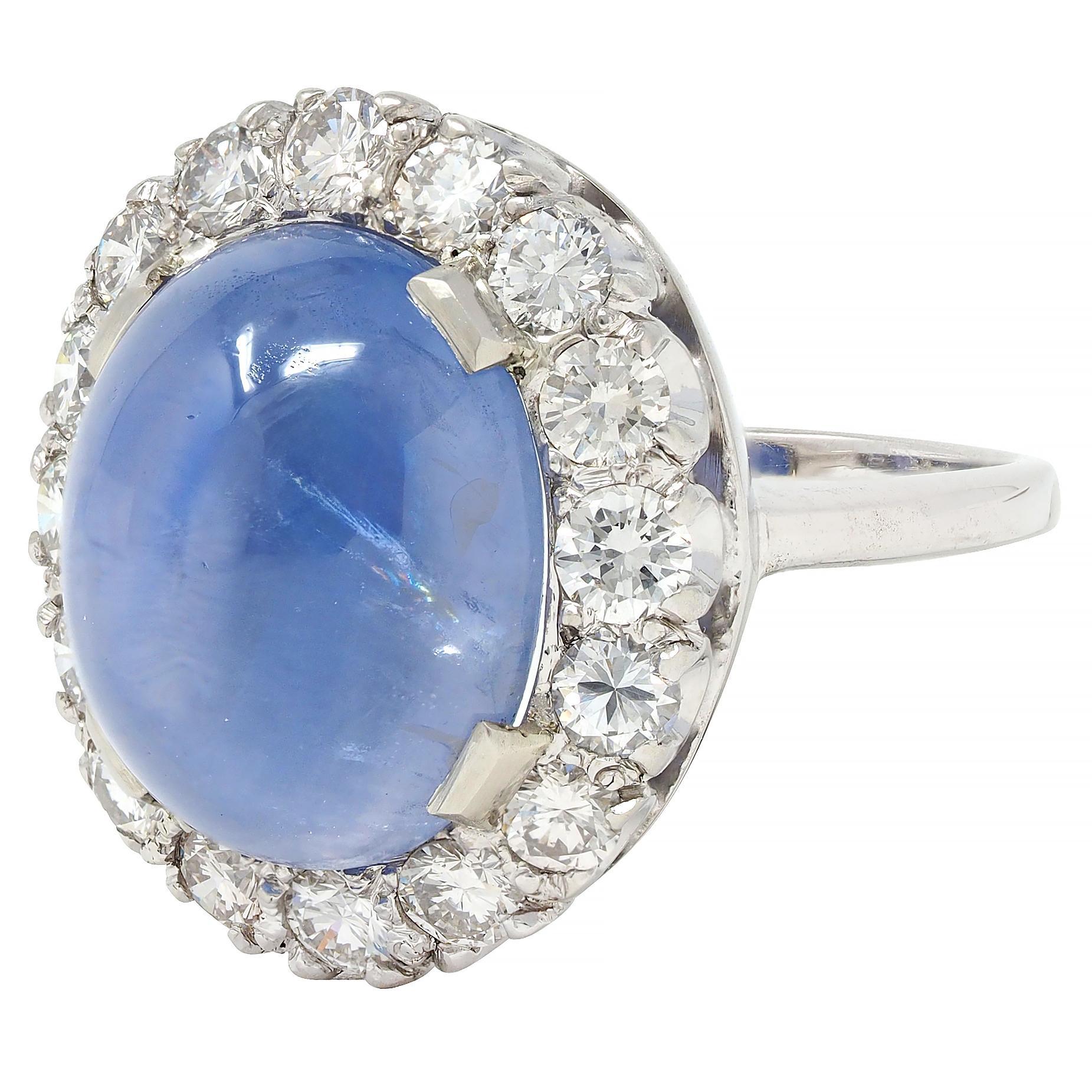 Mid-Century 16.75 CTW Star Sapphire Cabochon Diamond 14K Gold Vintage Halo Ring 2