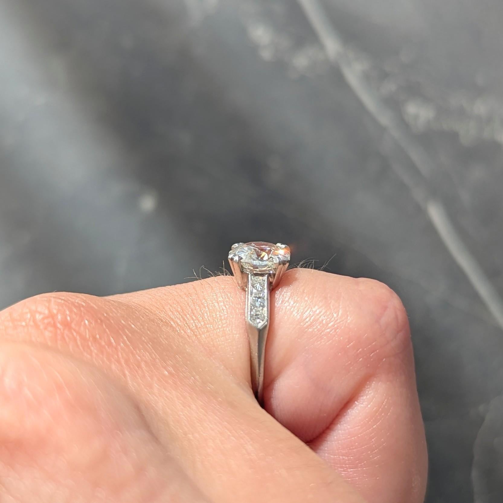 Anello di fidanzamento vintage in platino con diamante Old Mine Cut 1,71 CTW di metà secolo, GIA in vendita 7