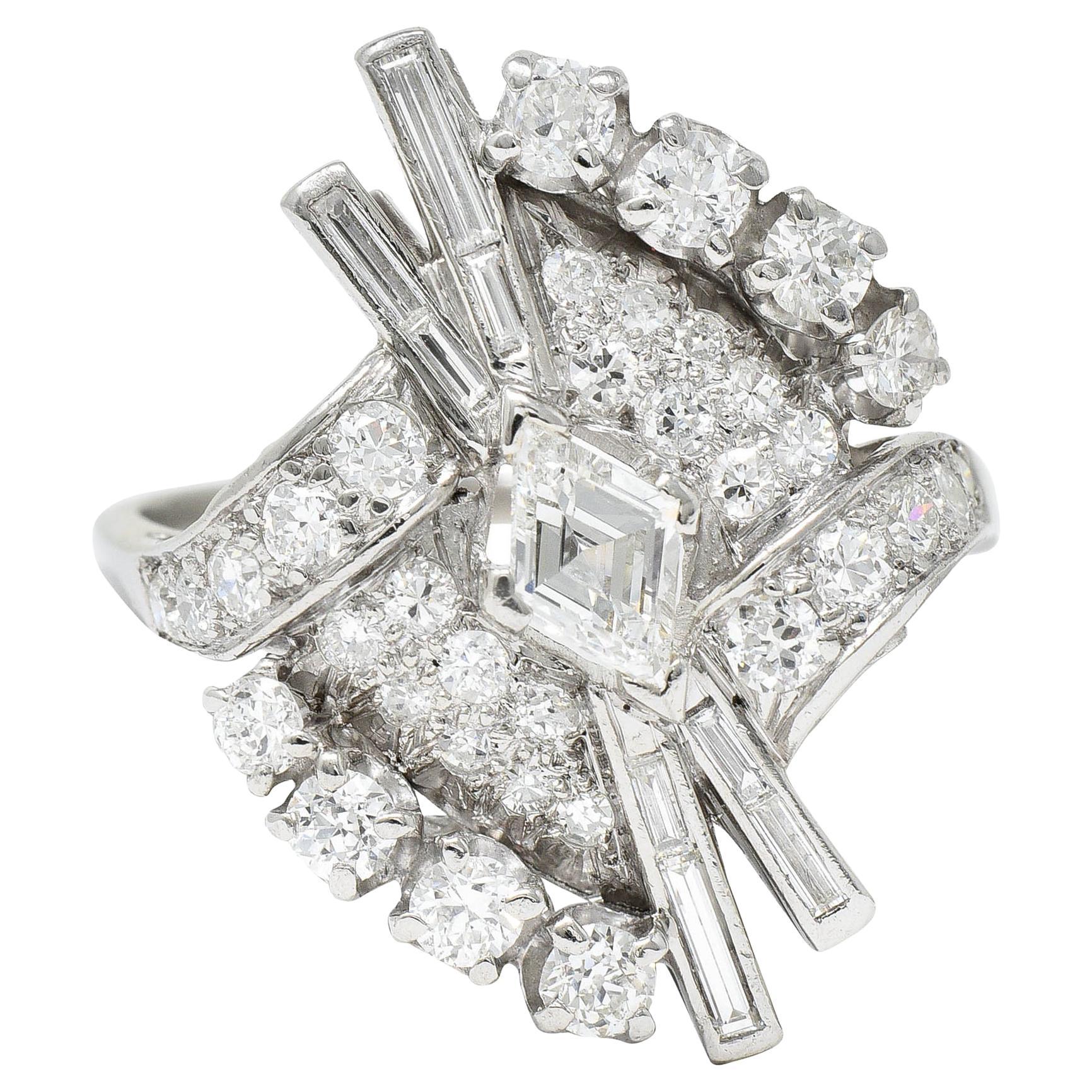 Mid-Century 1.75 Carats Diamond Platinum Cocktail Dinner Ring