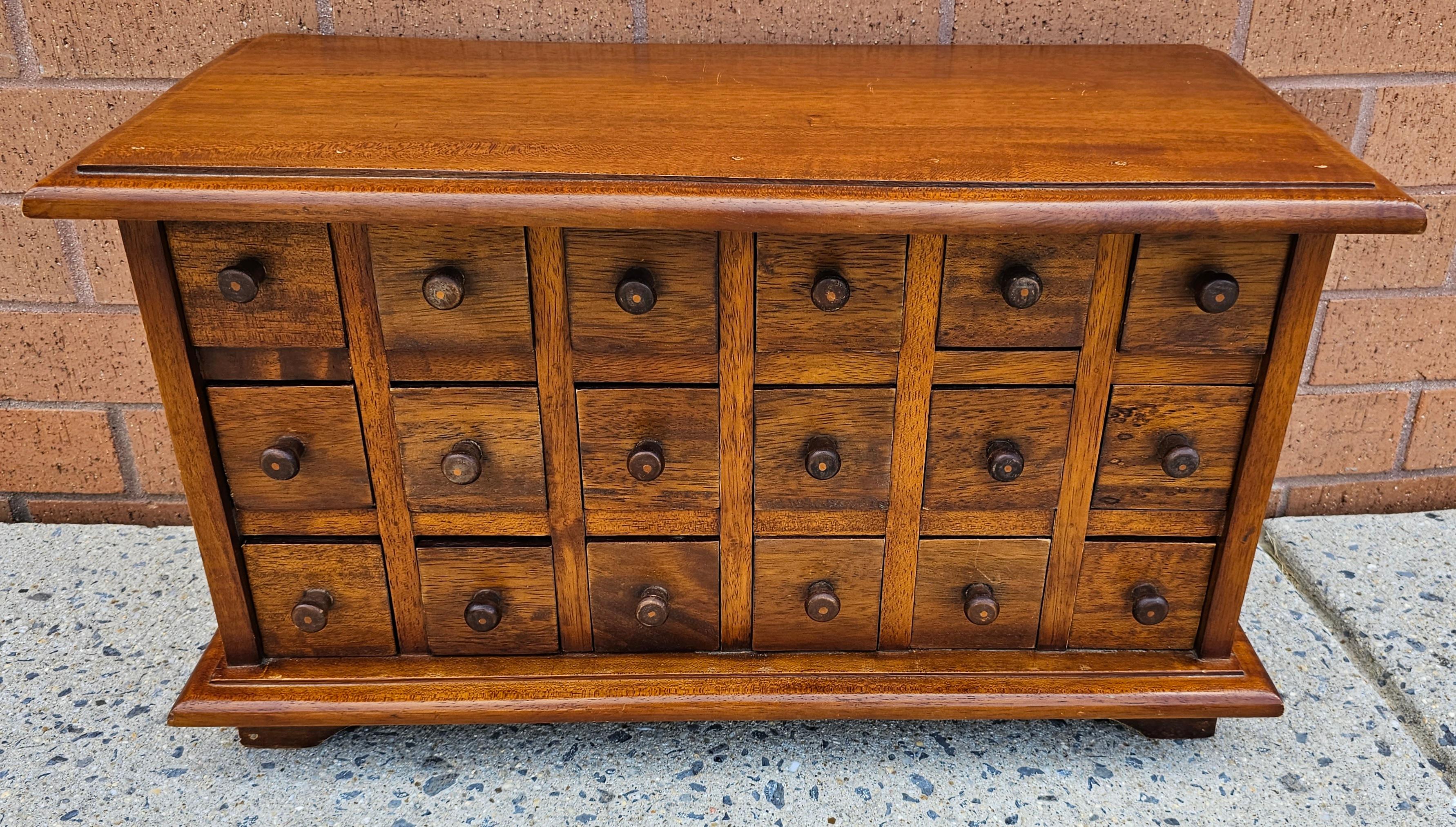 Mid-Century 18-Drawer Mahogany Apothecary or Spices Counter Chest of Drawers  In Good Condition For Sale In Germantown, MD