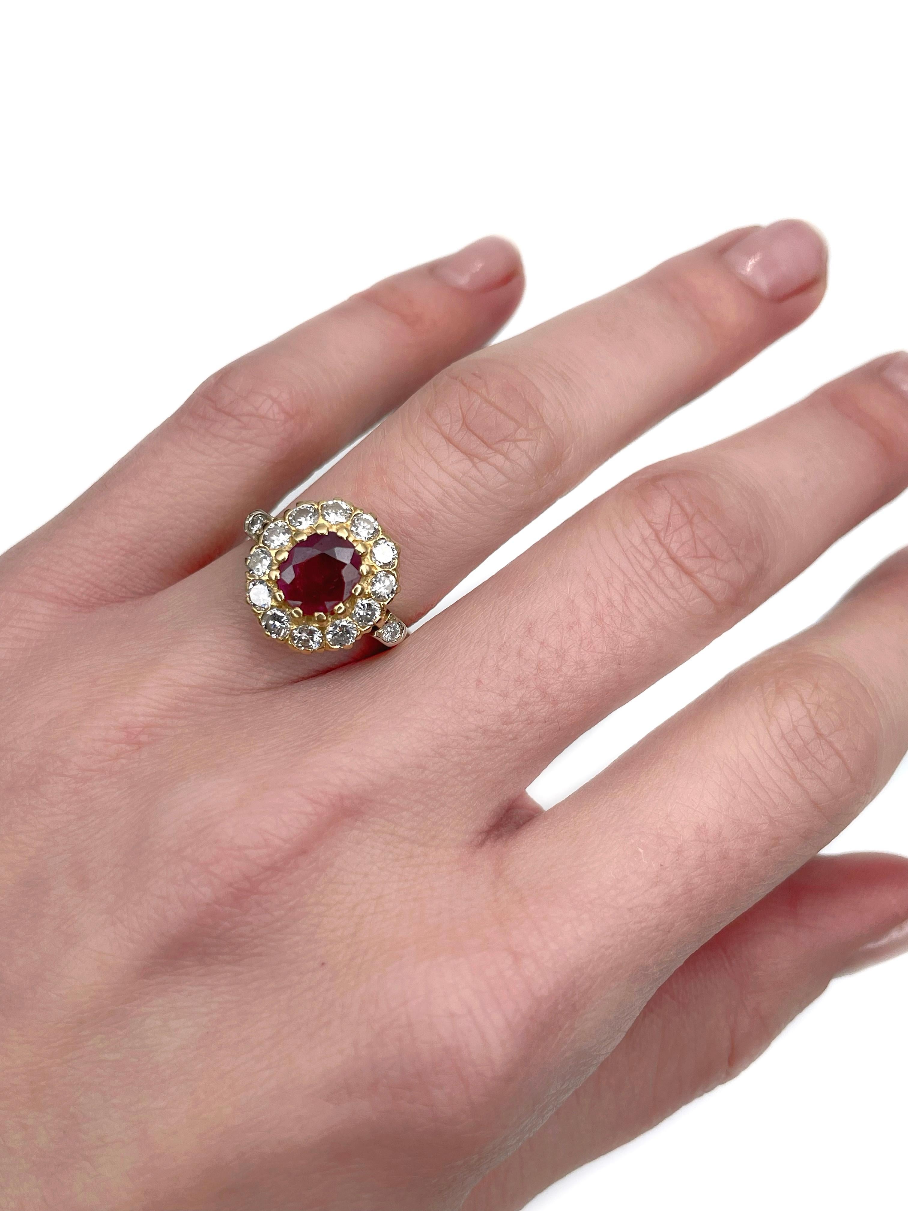 This is a Mid Century cluster ring crafted in 18K yellow gold. Circa 1960. 

It features:
- 1 ruby, oval cut, 1.00ct, slpR 7/4, P2
- 18 diamonds, brilliant cut, TW 0.80ct, RW-STW, SI-P1

Weight: 6.32g
Size: 16.5 (US 6)

IMPORTANT: please ask about