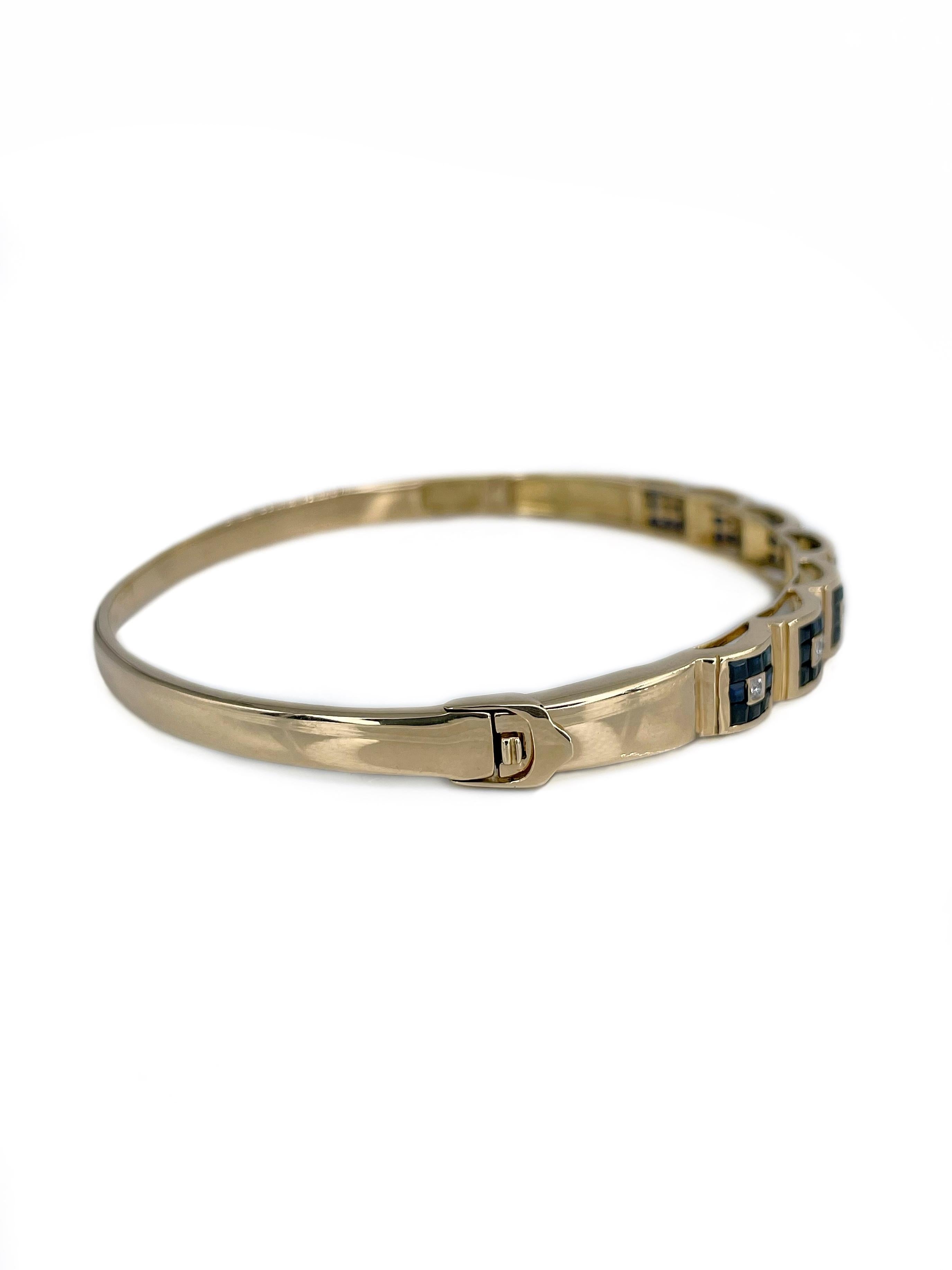 Taille mixte Bracelet jonc à charnières en or 18 carats avec saphirs de 1,40 carat et diamants du milieu du siècle dernier en vente