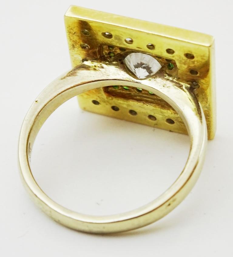 Round Cut  Mid Century 18 karat Gold Diamond and Emerald Ring For Sale