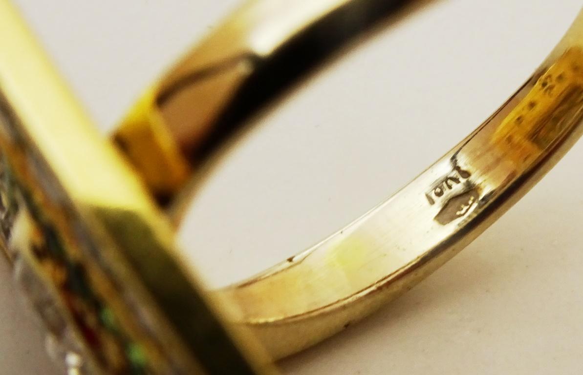  Mid Century 18 Karat Gold Diamant und Smaragd Ring im Zustand „Gut“ im Angebot in Jerusalem, IL