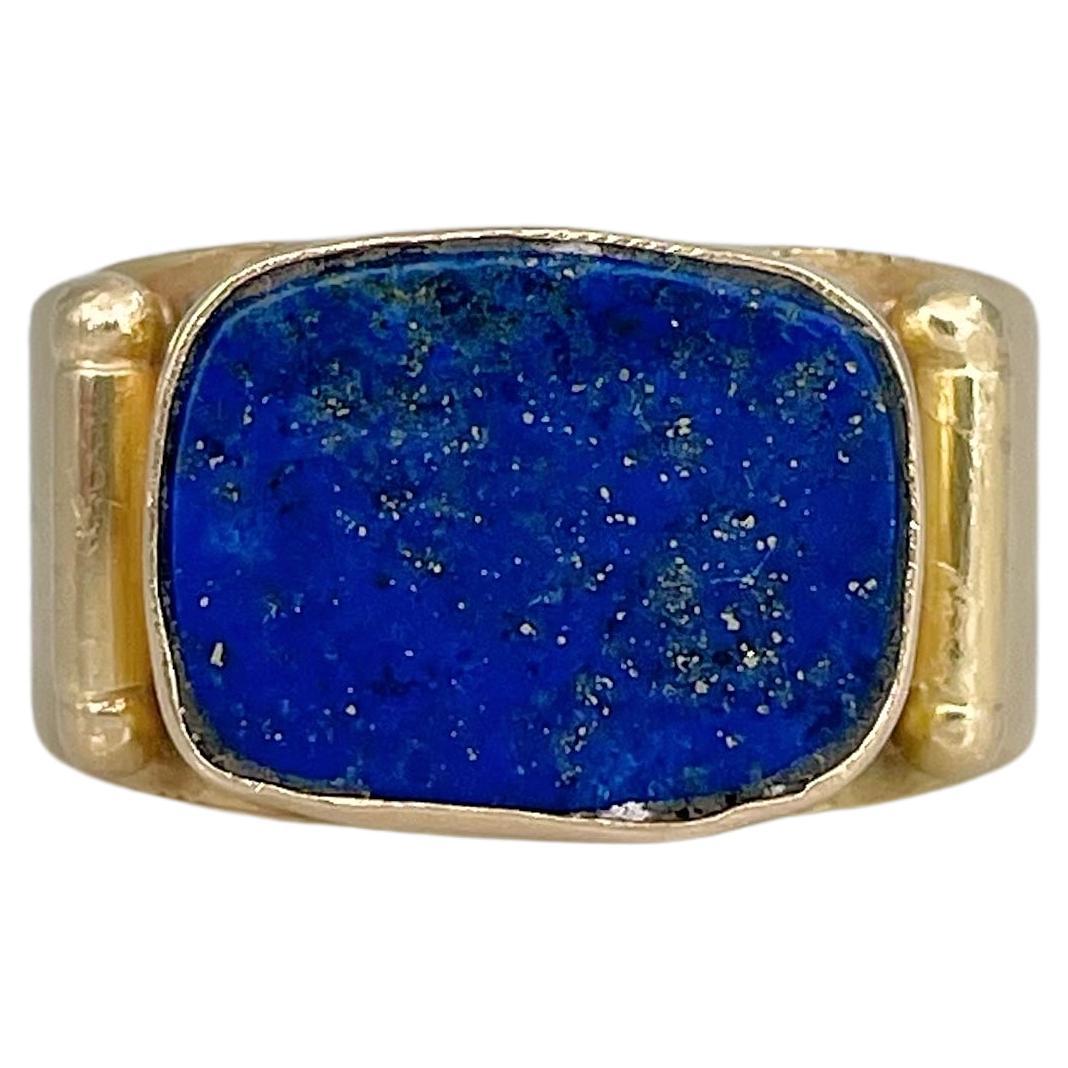 Mid Century 18 Karat Gold Lapis Lazuli Rectangle Signet Ring For Sale