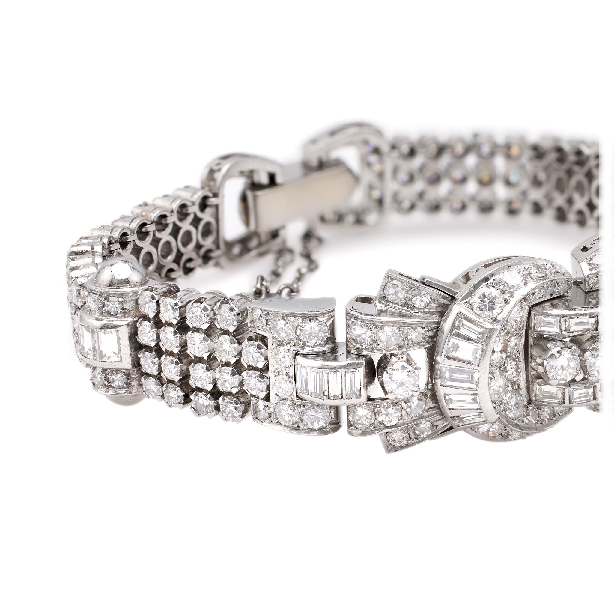 Women's or Men's Mid-Century 18.60 Carat Total Weight Diamond Platinum Bracelet