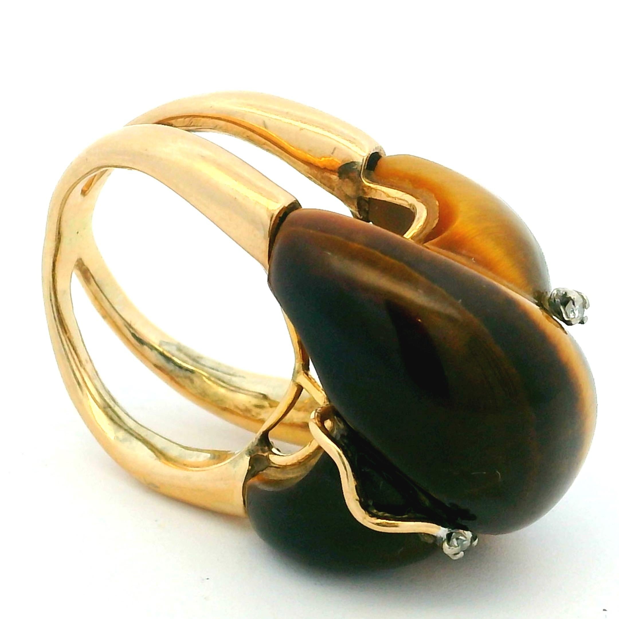Anello Mid-Century in oro giallo 18 carati con occhio di tigre e diamanti Sugarloaf in vendita 7