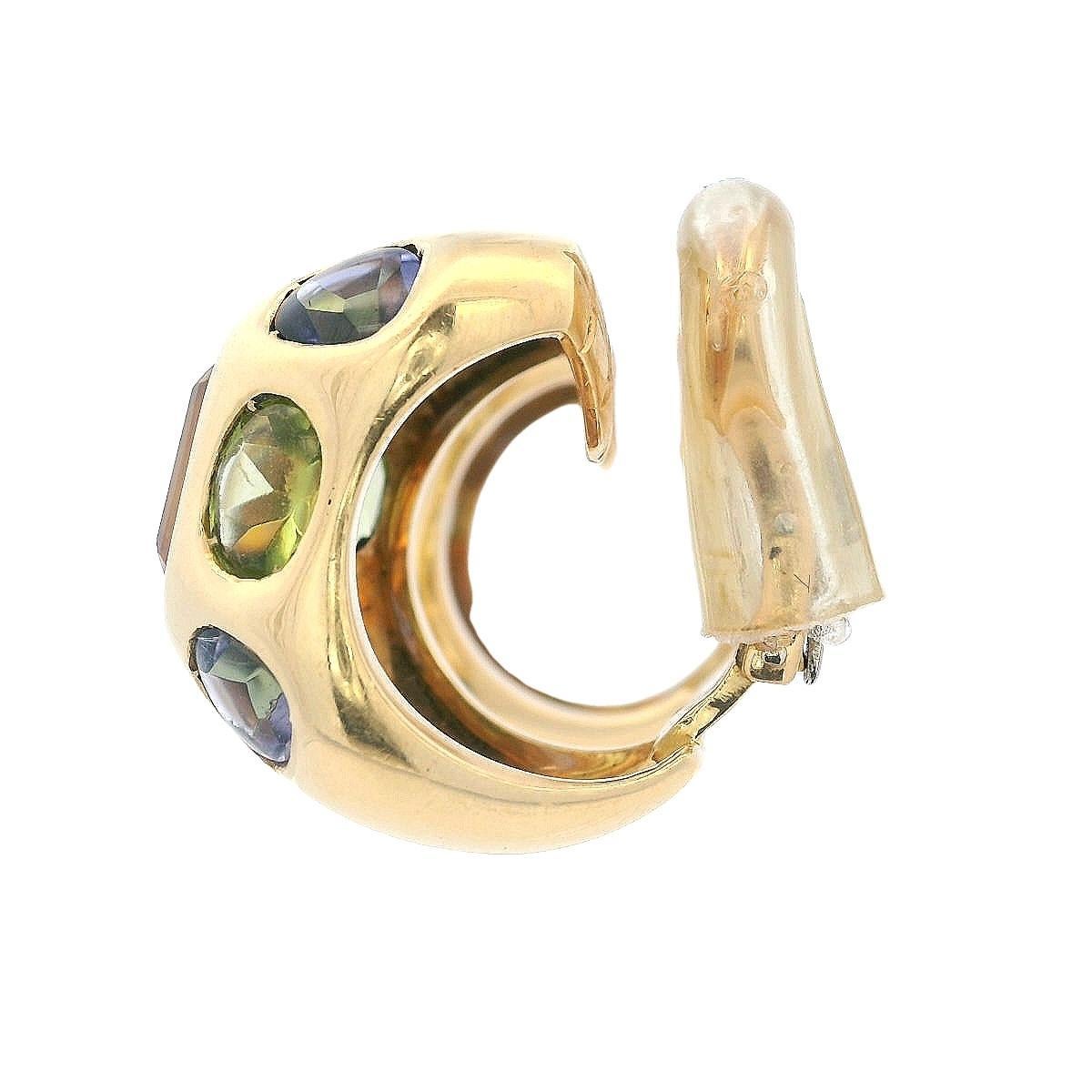 Taglio smeraldo Orecchini a clip in oro 18kt di metà secolo con citrino, tanzanite e peridoti in vendita