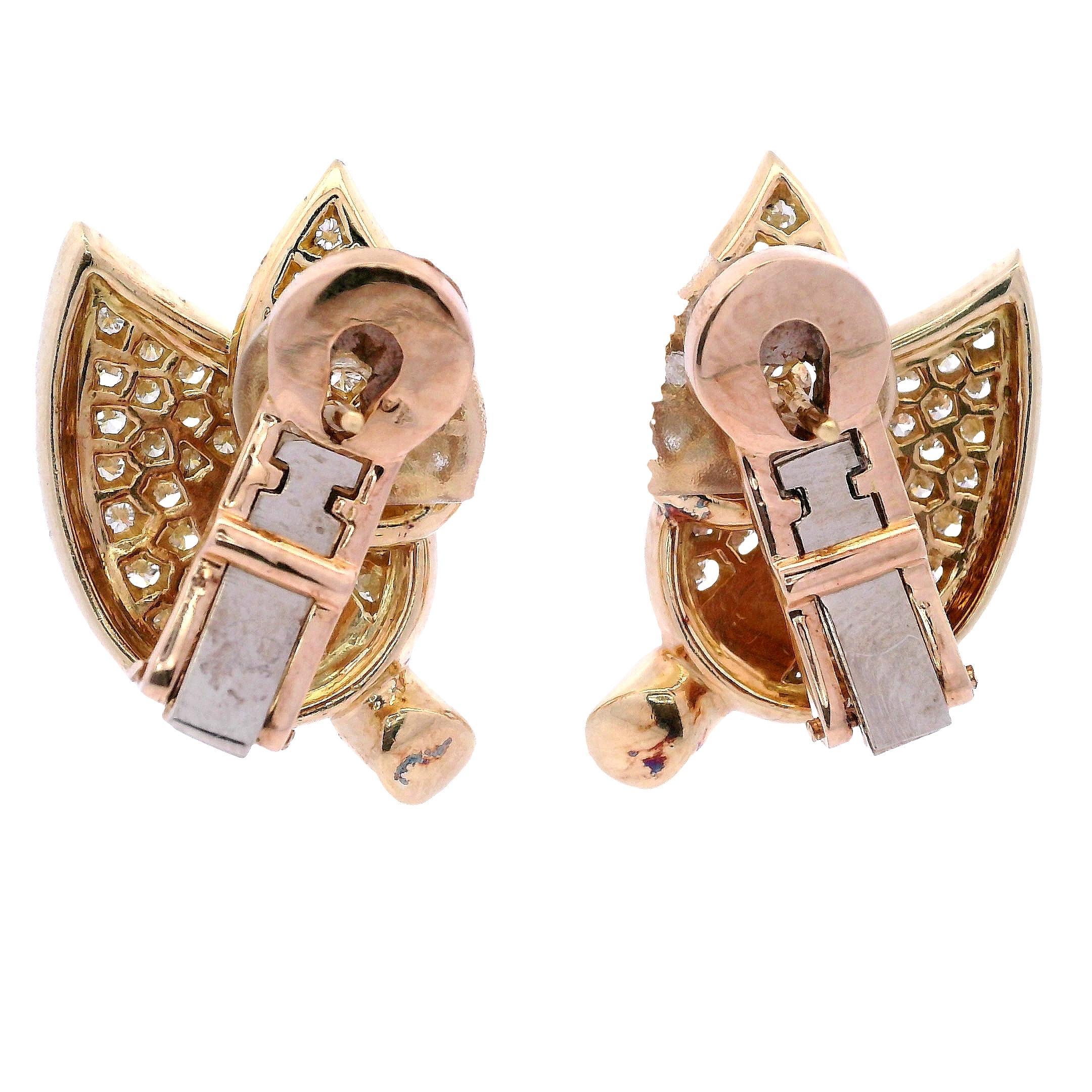 Boucles d'oreilles feuilles en or jaune 18kt du milieu du siècle avec 2.00 cts de diamants en vente 1