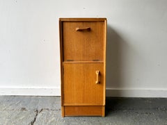 Mid-Century 1950/60s G Plan (E Gomme) ‘Brandon’ oak bedside cabinet