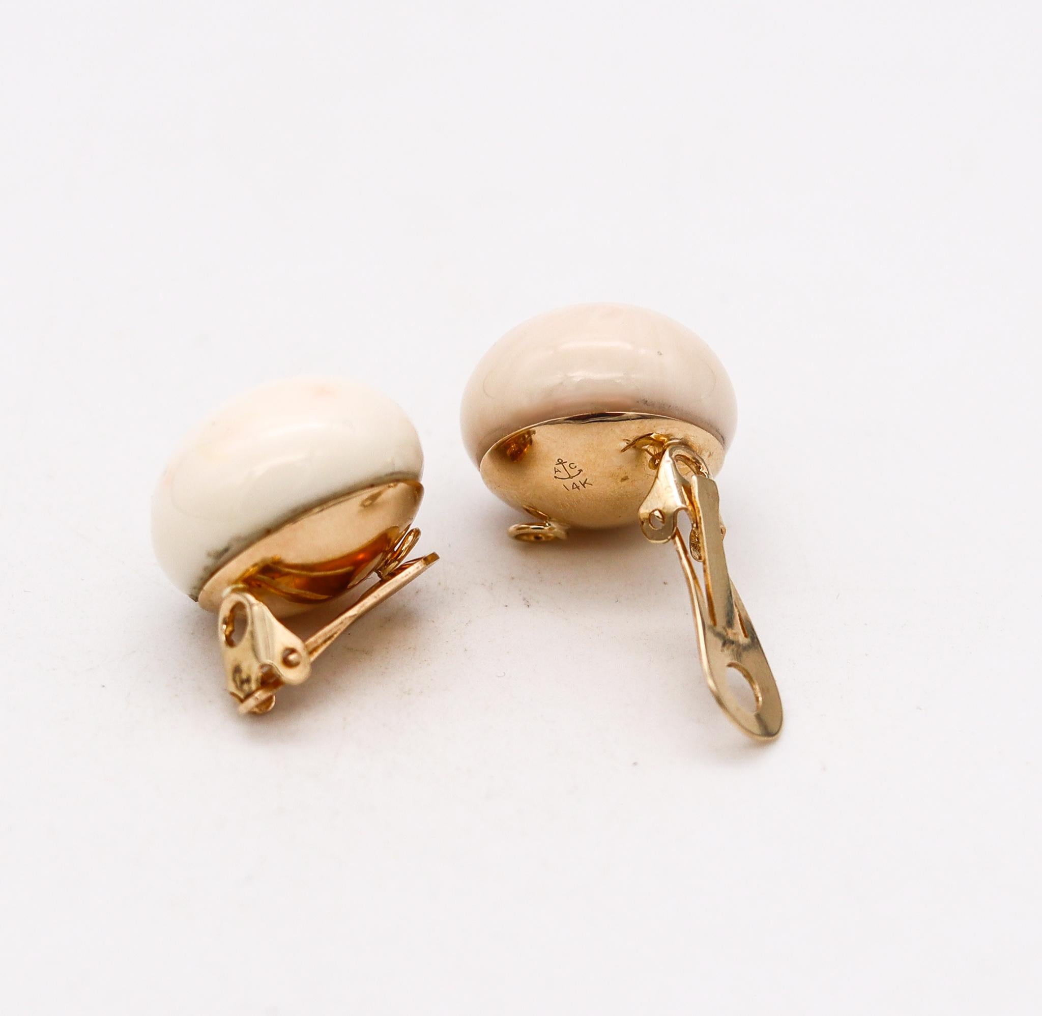 Post-War Mid Century 1950 Button Clip Earrings in 14kt Yellow Gold 86.84 Cts Angels Coral For Sale