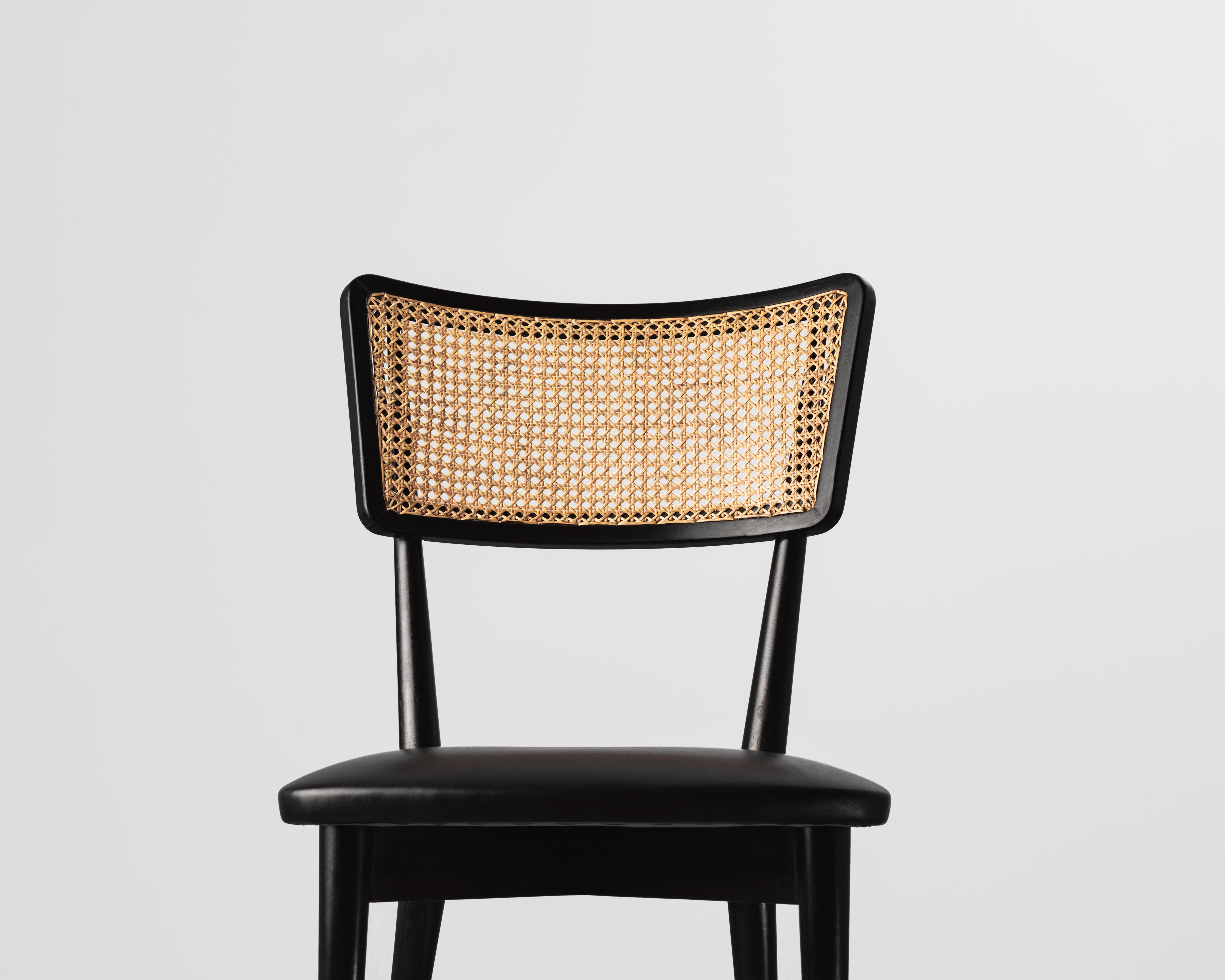 Mid-Century 1950 Vintage Flama Moveis Satz von 10 Stühlen (Leder) im Angebot