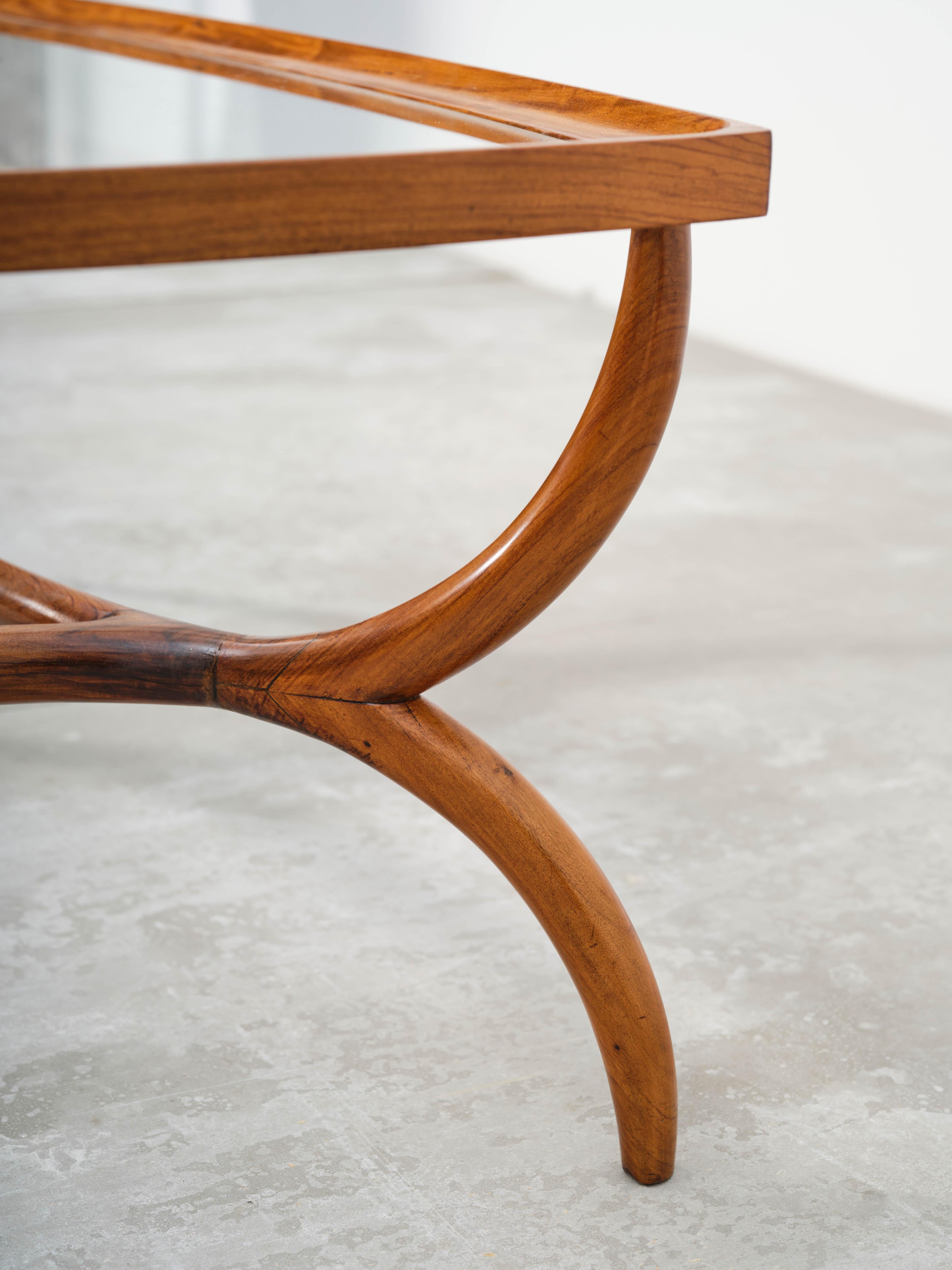 Table basse vintage Giuseppe Scapinelli du milieu du siècle 1950 État moyen - En vente à London, GB
