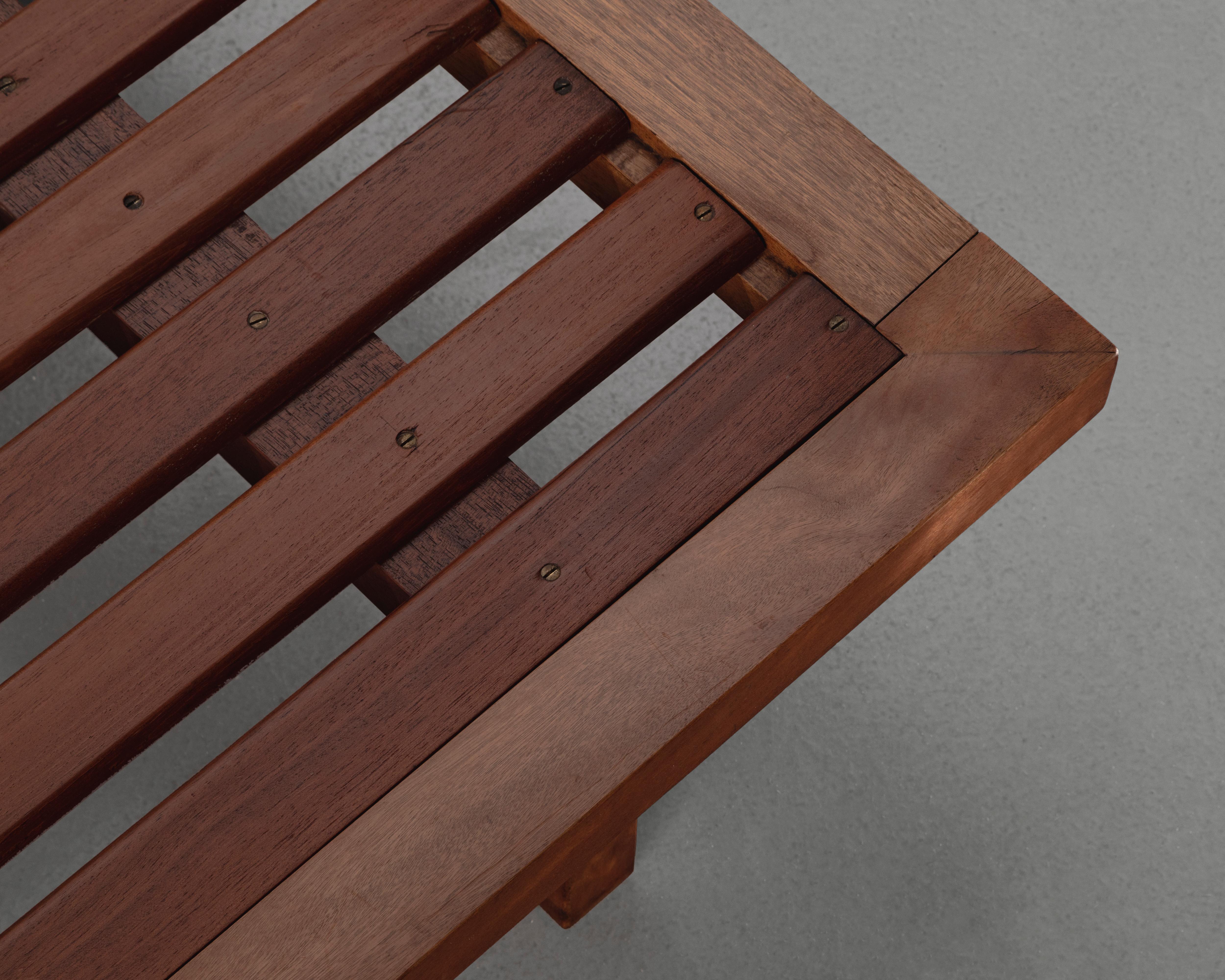 Mid-Century 1950 Vintage Joaquim Tenreiro Daybed For Sale 1
