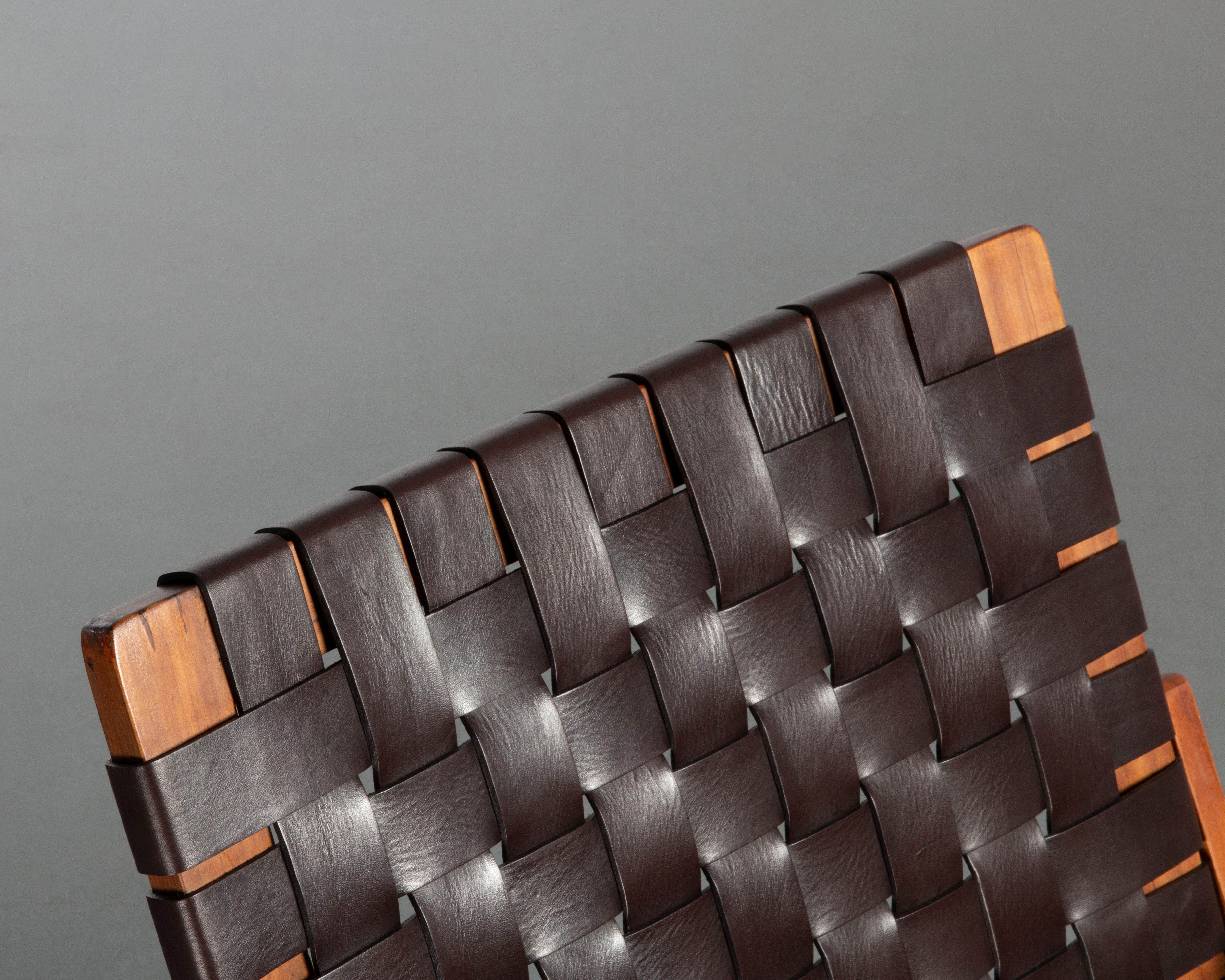 Mid-Century 1950 Vintage Zanine Caldas Armchair For Sale 1