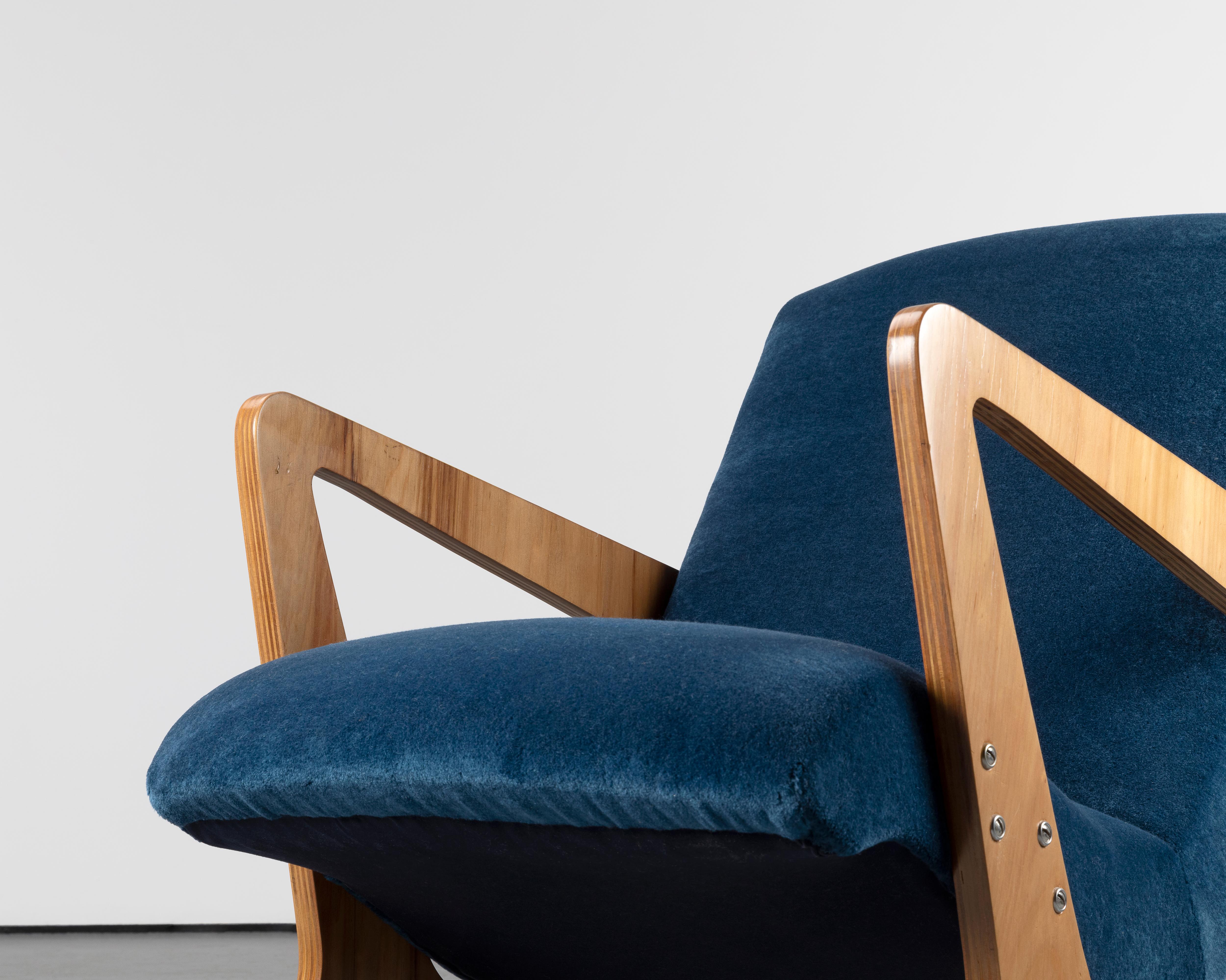 Mid-20th Century Mid-Century 1950 Vintage Zanine Caldas Zeca Armchair For Sale