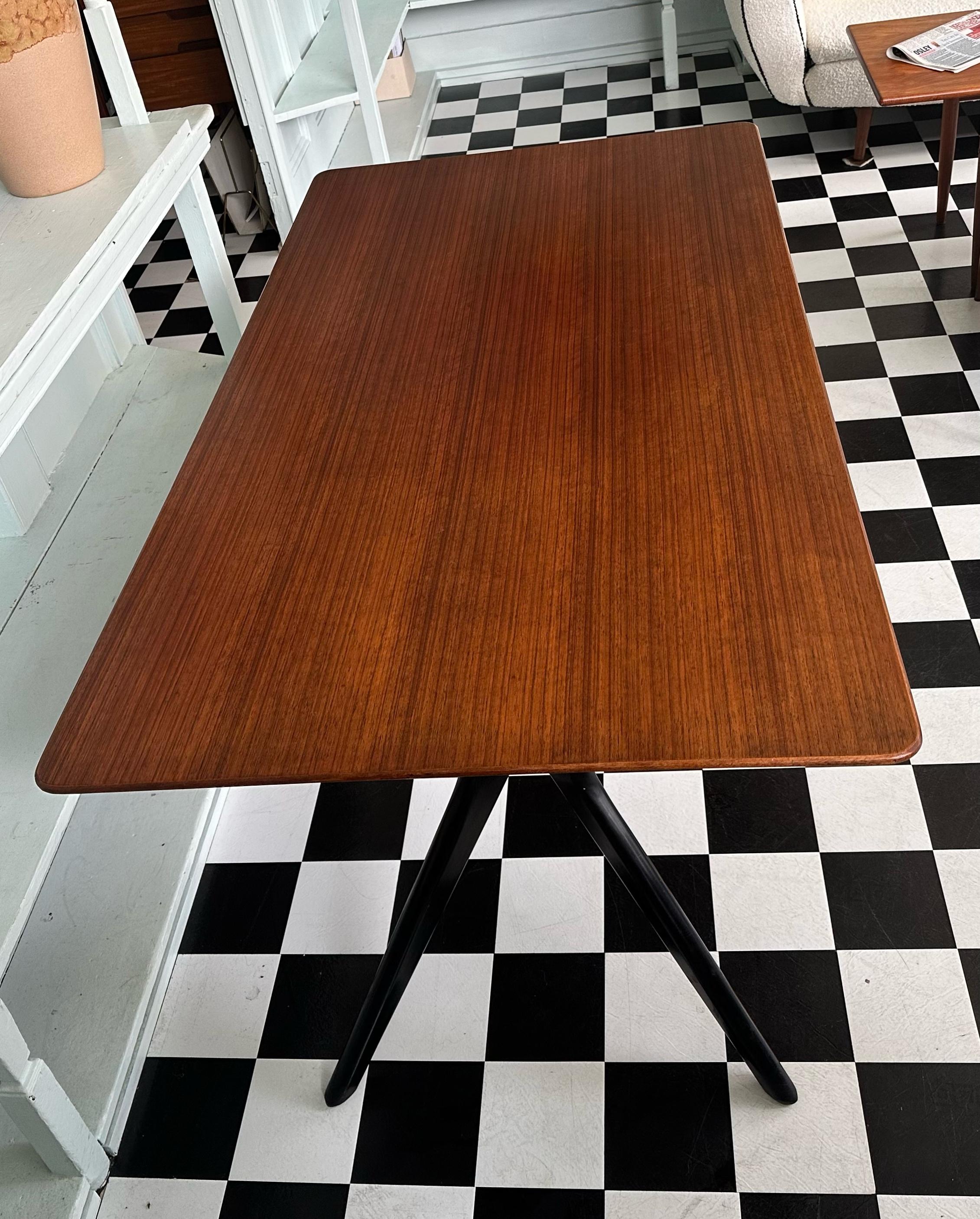Mid Century 1950’s Dining ‘Helicopter’ Table by E Gomme G Plan For Sale 2
