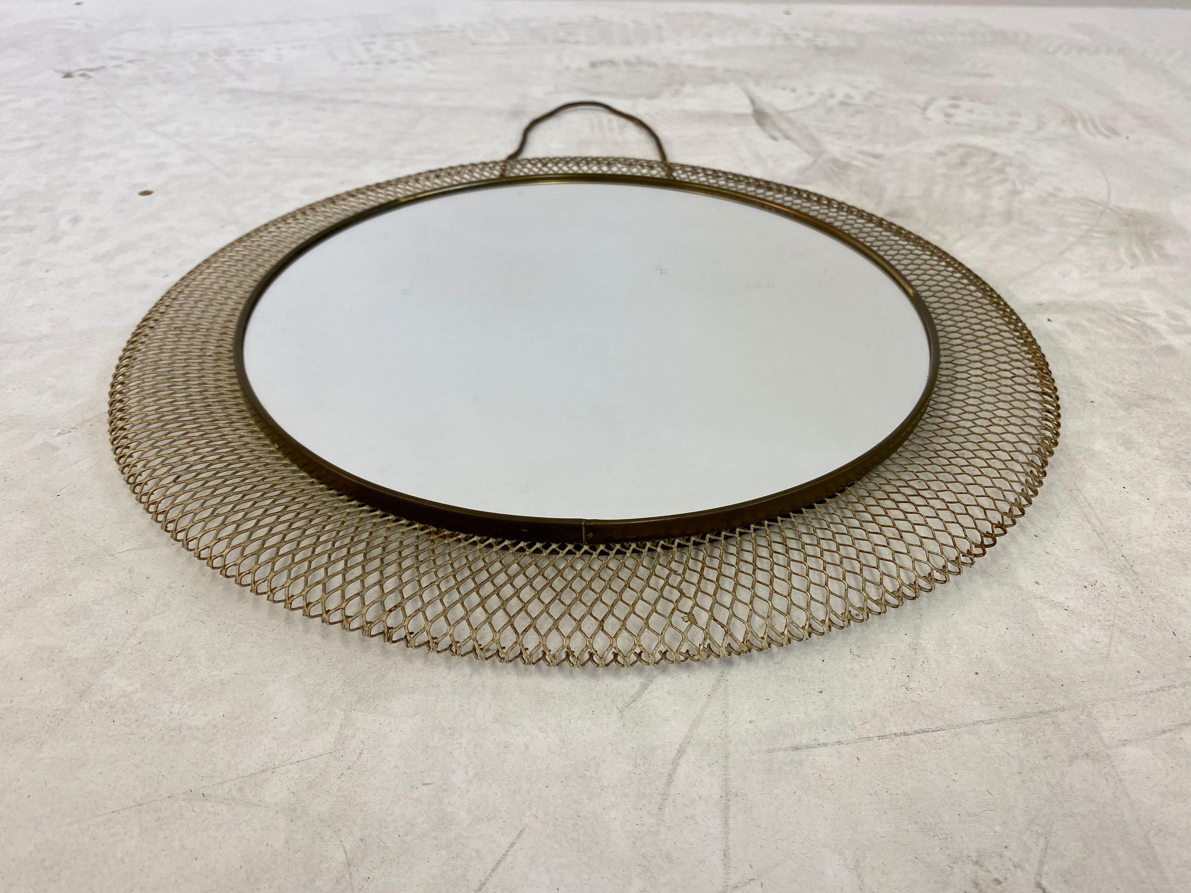 Midcentury 1950s Italian Circular Mesh Mirror In Good Condition In London, London