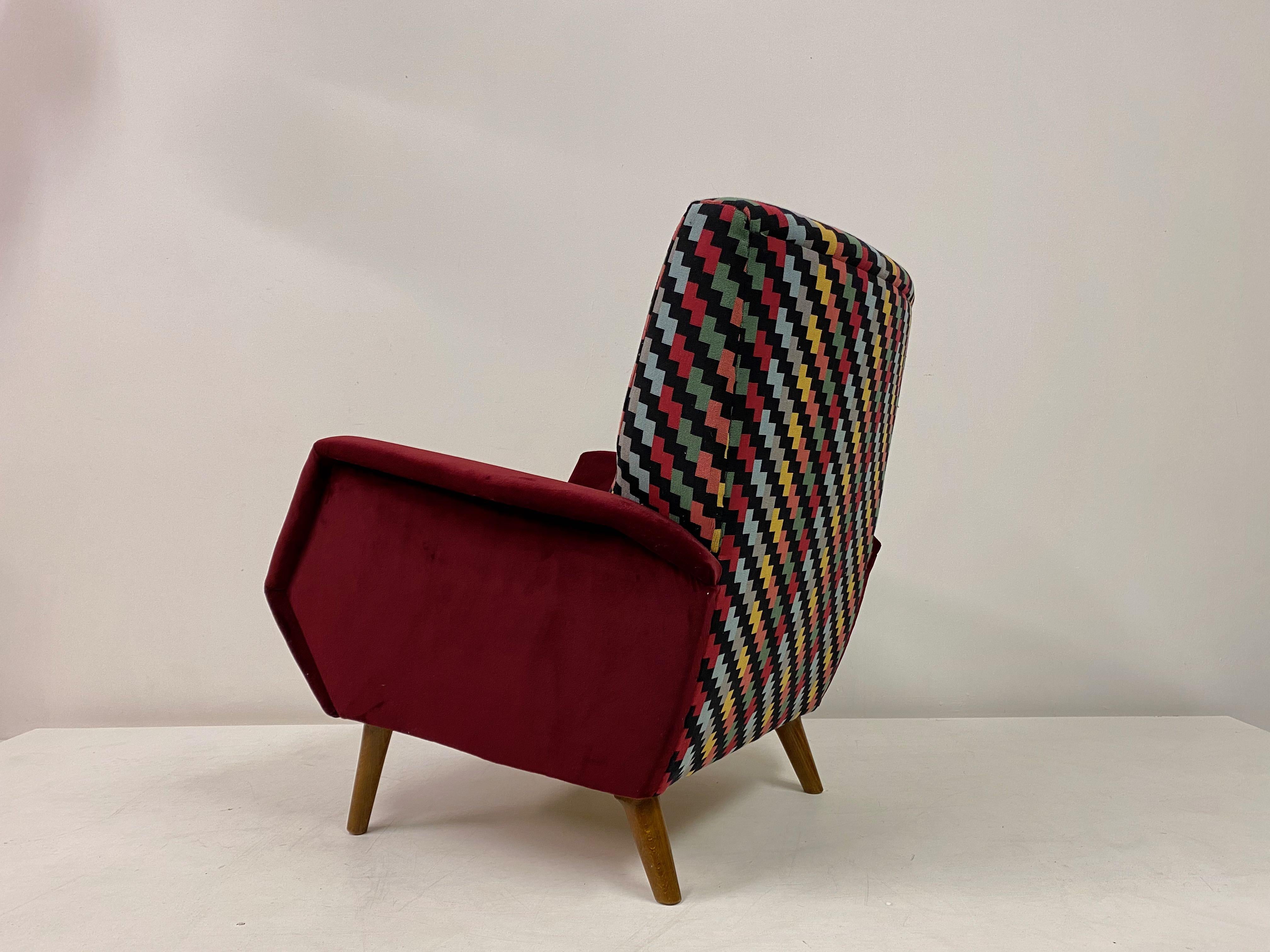 Fabric Mid Century 1950s Model 803 Armchair by Gio Ponti For Sale