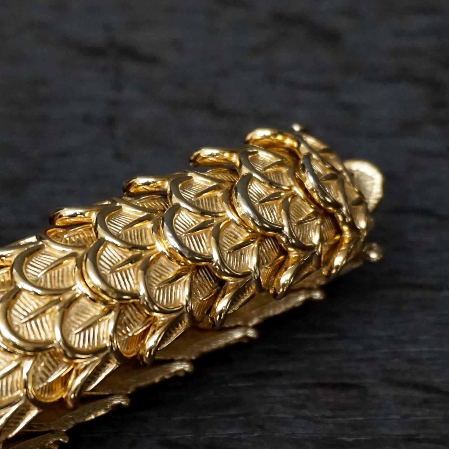 Gilt Midcentury 1950s Ny Marcel Boucher Gold Plated Peacock Feather Stretch Bracelet