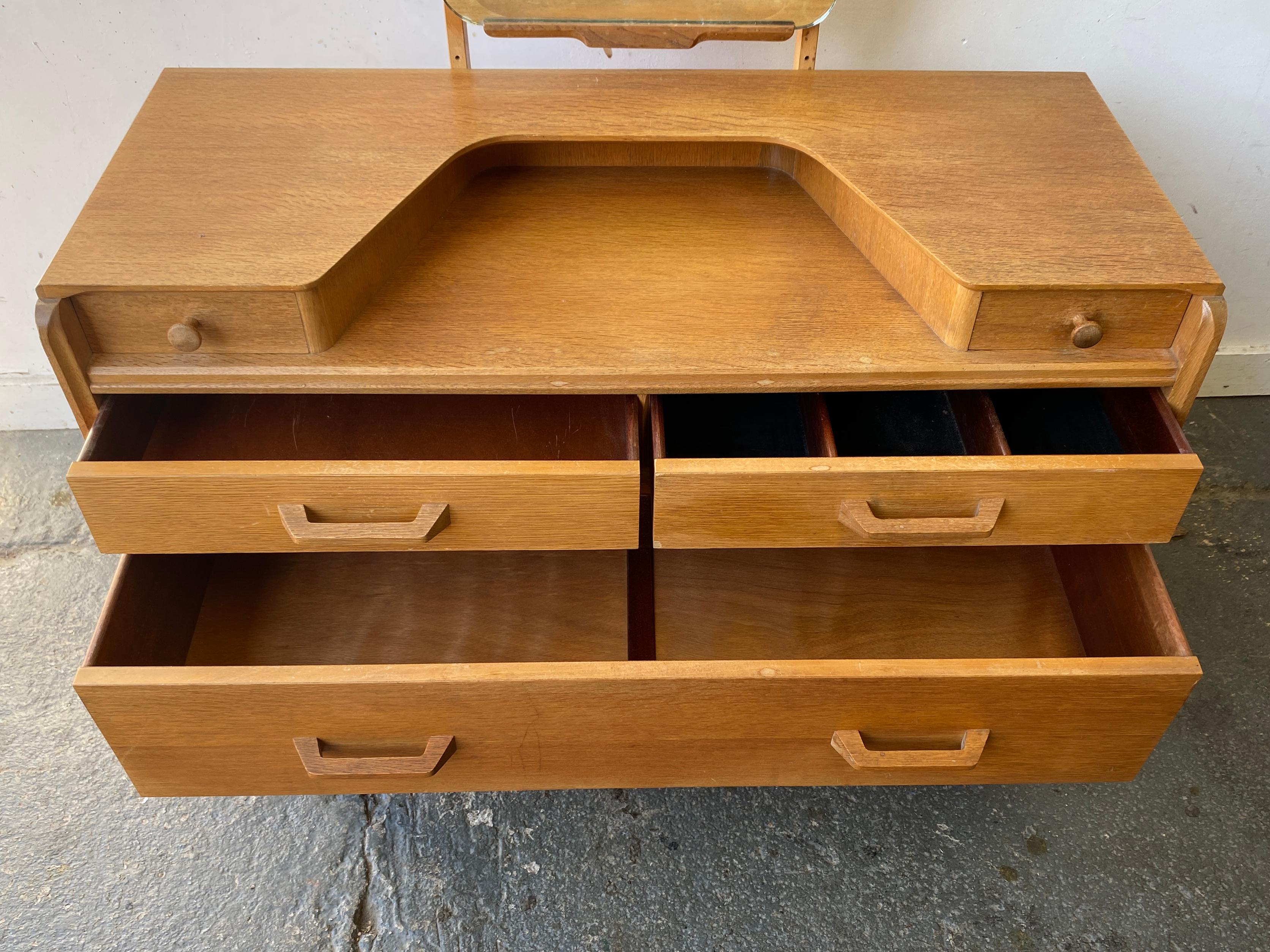 20th Century Mid-Century 1950s oak dressing table by E. Gomme / G Plan For Sale