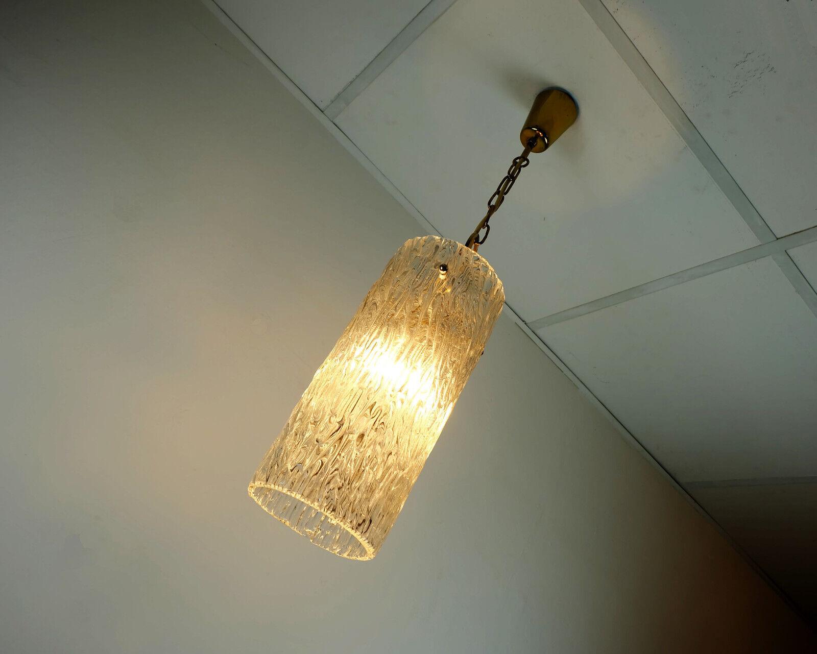 Midcentury 1950s Pendant Lamp Kalmar Franken Ice Glass Textured Glass Brass In Good Condition For Sale In Mannheim, DE