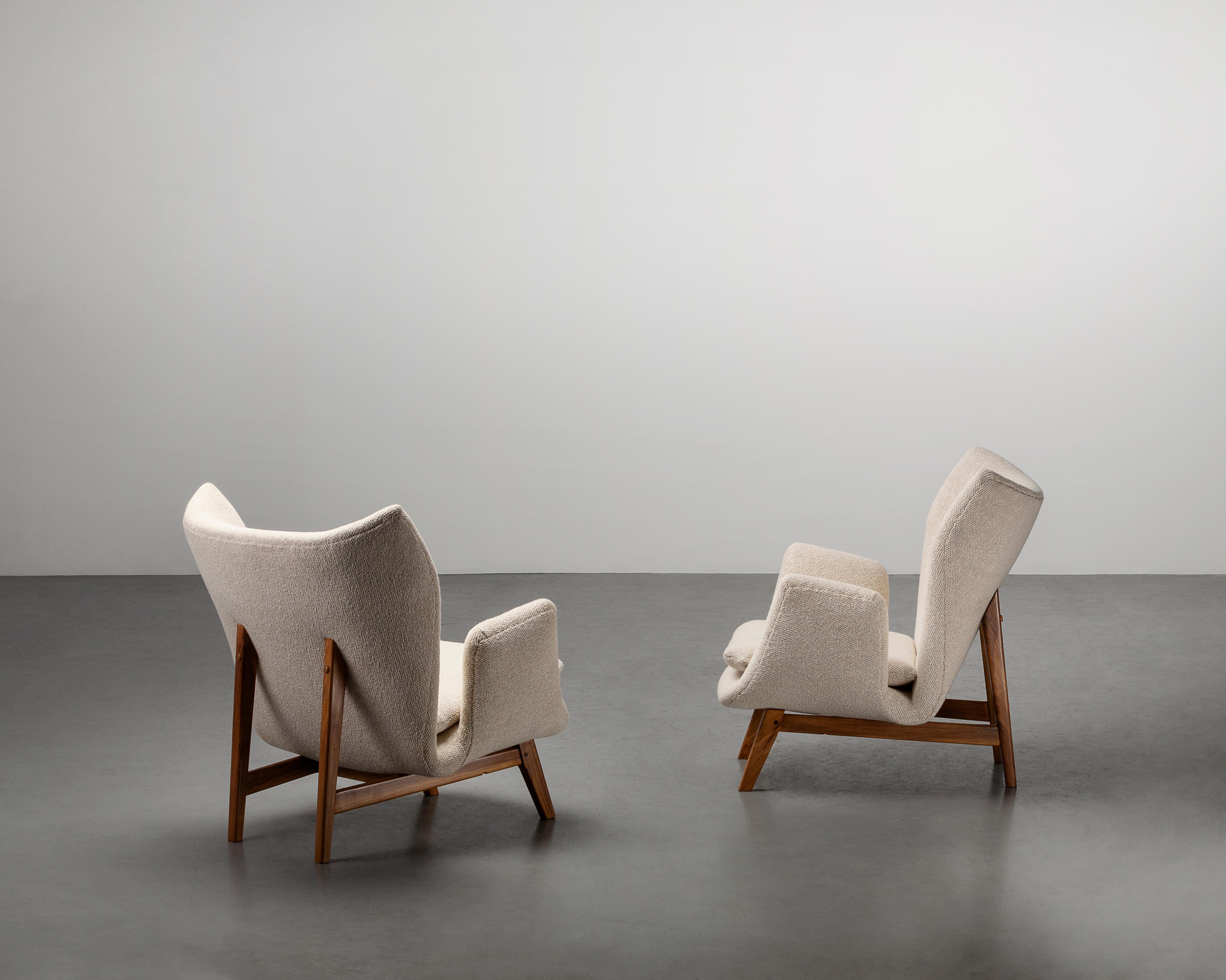 Sillones de mediados de siglo de los años 50 Carlo Hauner Vintage en venta 8