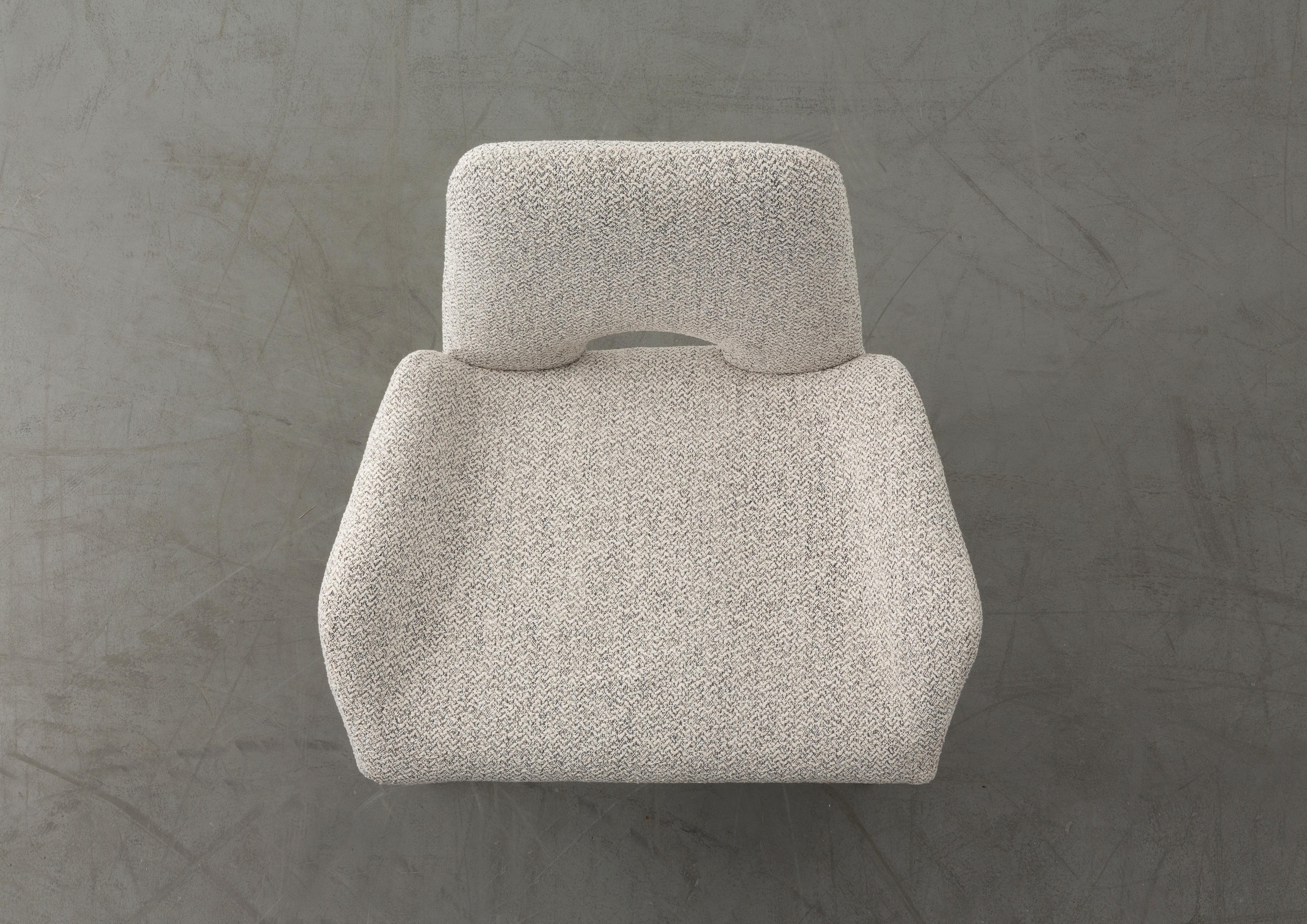 Carlo Hauner and Martin Eisler were two Europeans who came to Brazil in the 1940s and founded the prominent furniture company Forma. 
This pair of lounge chairs, designed by Carlo Hauner and Martin Eisler in the 1950s, exemplifies mid-century modern