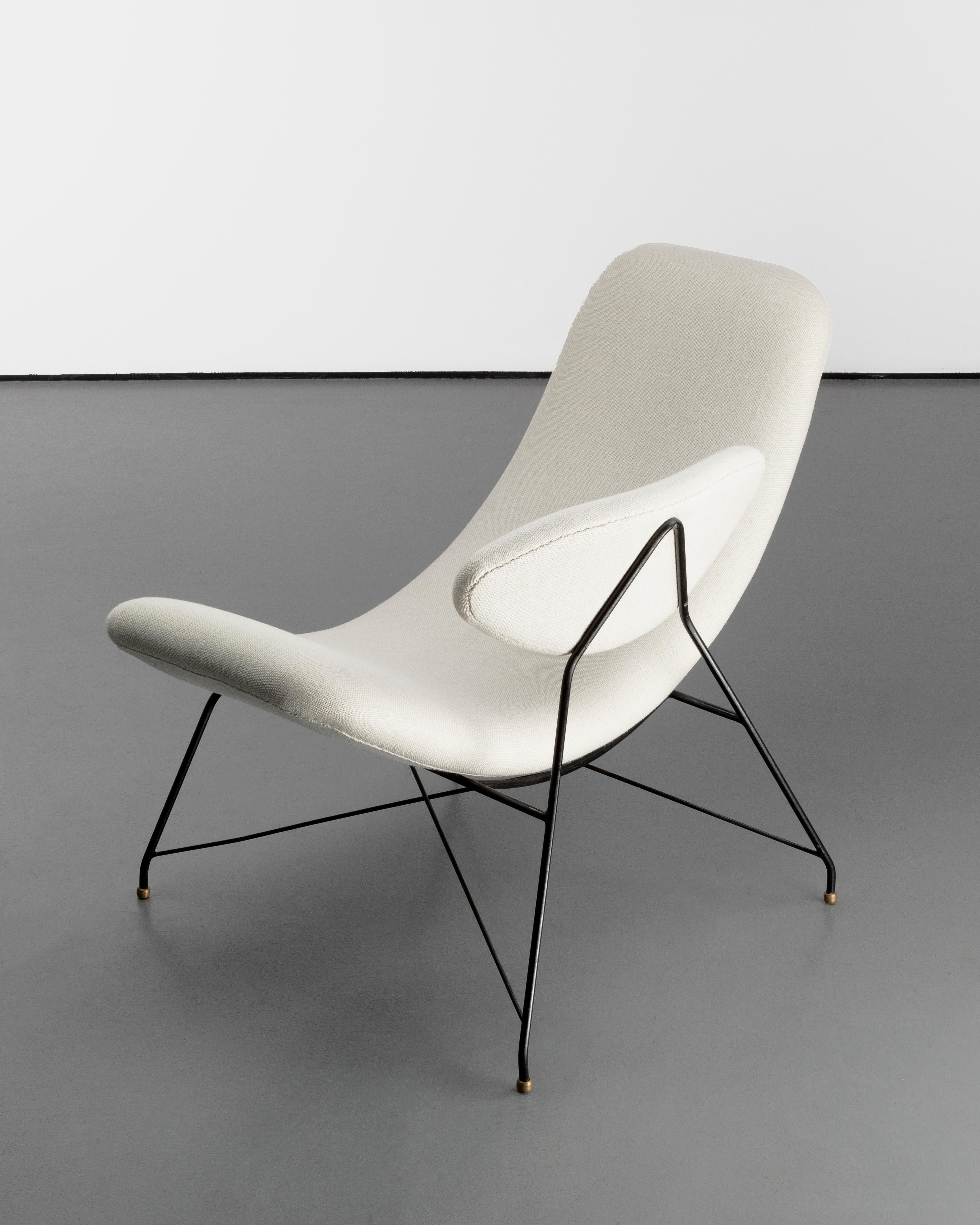 Mid-Century 1950s Vintage Carlo Hauner & Martin Eisler Reversible Armchairs For Sale 4
