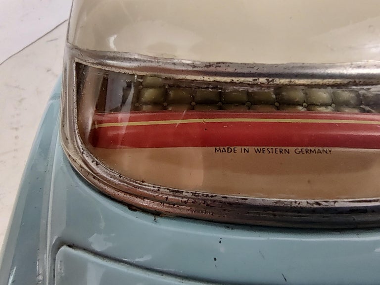 Mid Century 1955 Gama Cadillac Sedan Toy Car Tin Litho In Good Condition In Port Jervis, NY