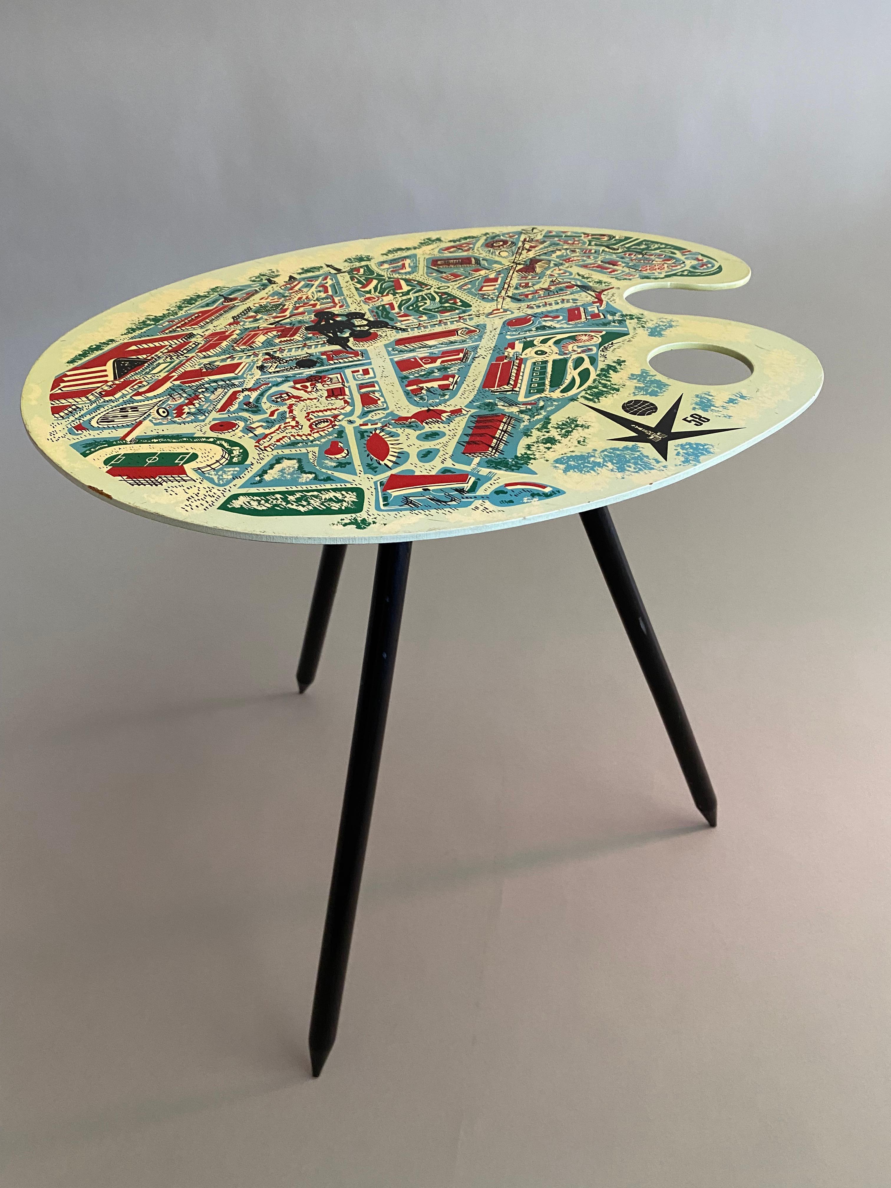 Mid Century 1958 Bruxelles World Expo Souvenir Side Table For Sale 1