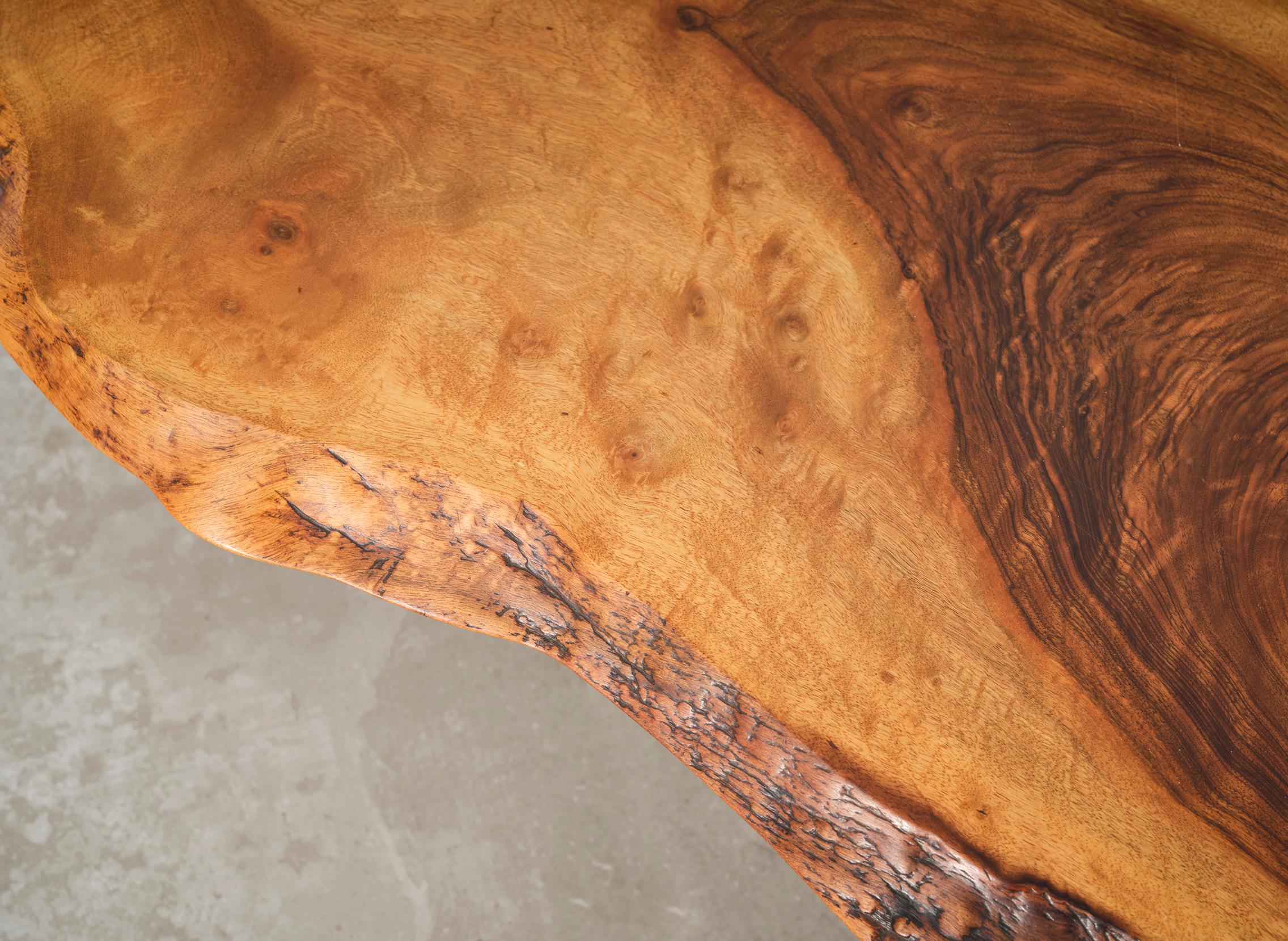 Mid-Century 1959 Vintage George Nakashima Slab Couchtisch (Mitte des 20. Jahrhunderts) im Angebot