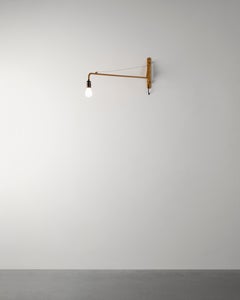 Lampe murale 'Petite Potence' de Jean Prouvé datant du milieu du siècle 1959 (jaune)