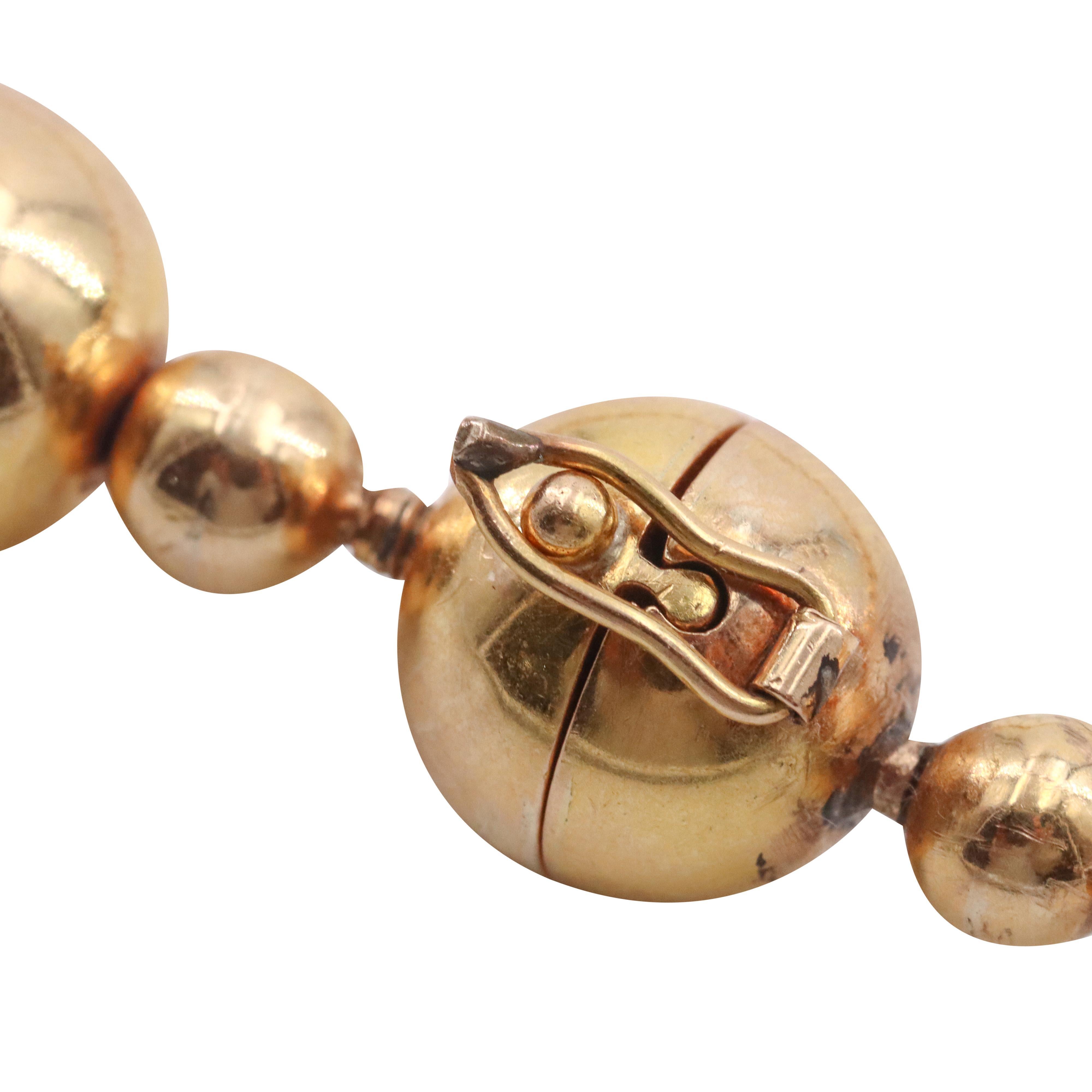 Chaîne collier boules du milieu du siècle 1960 en or jaune 18 carats en vente 3