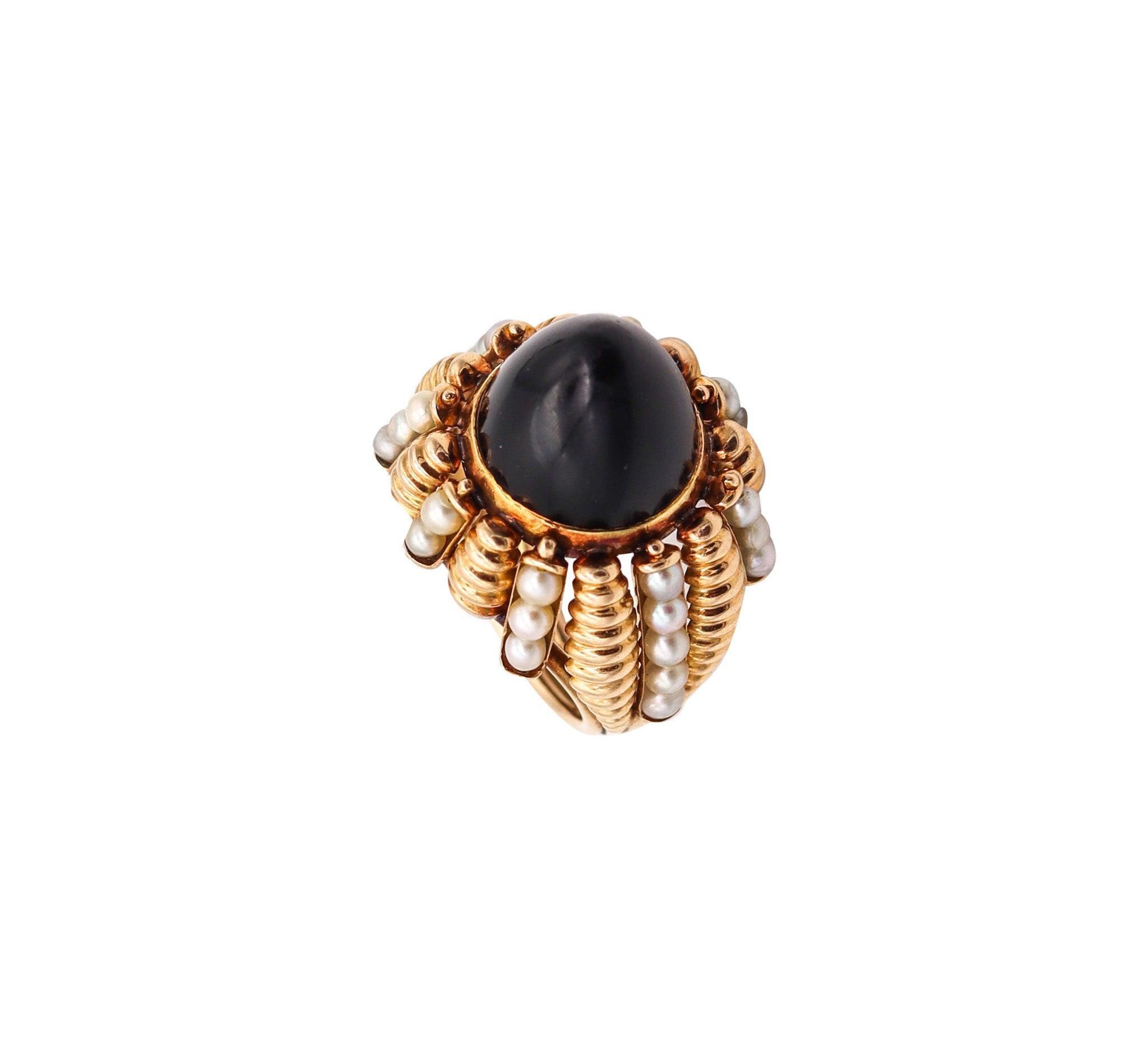 MID CENTURY 1960 Italian Modernist Cluster Ring In 18Kt Yellow Gold With Pearls For Sale 1