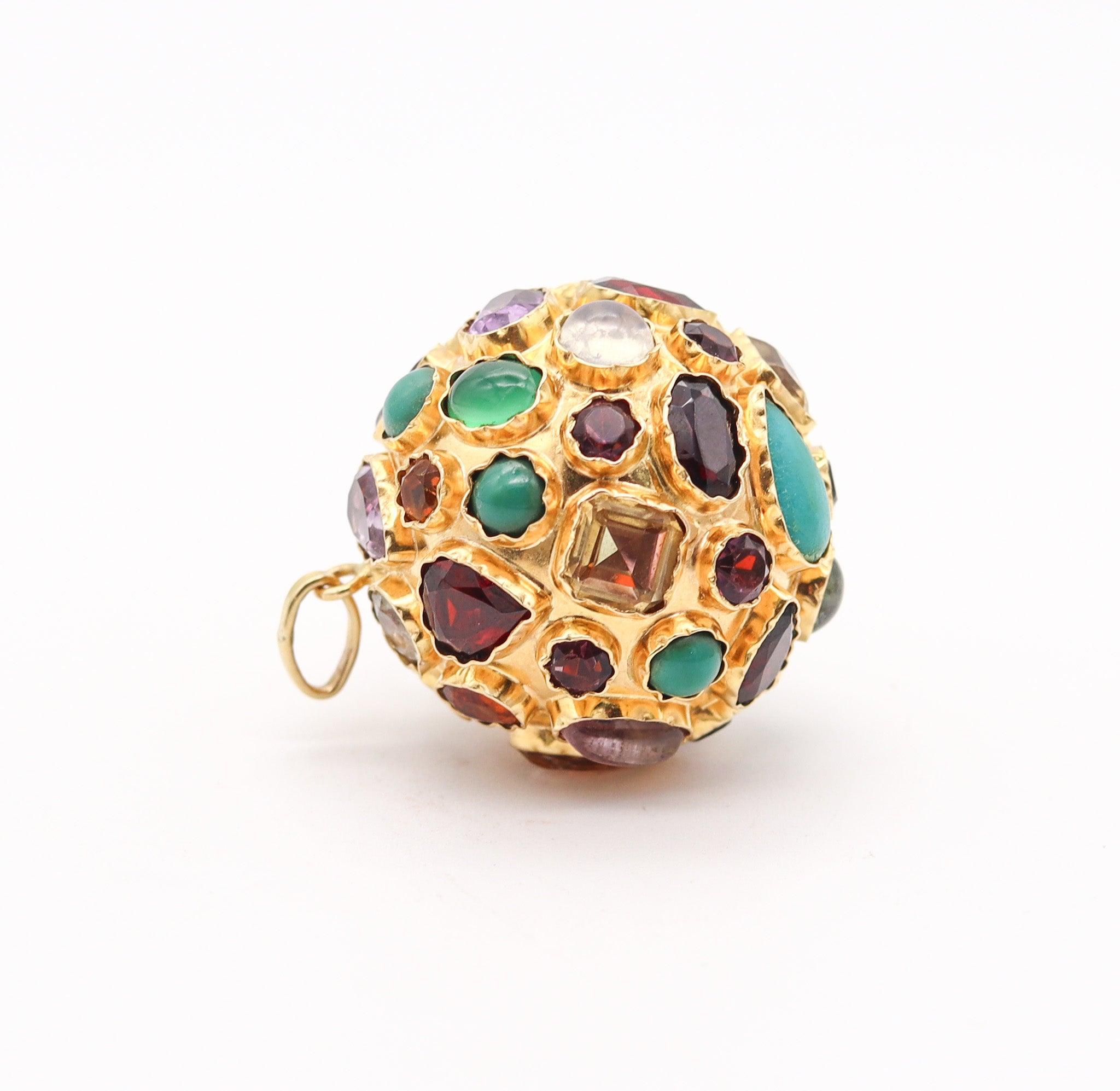 Modernista Ciondolo a forma di palla massiccia del 1960 in oro 18Kt con pietre preziose in vendita
