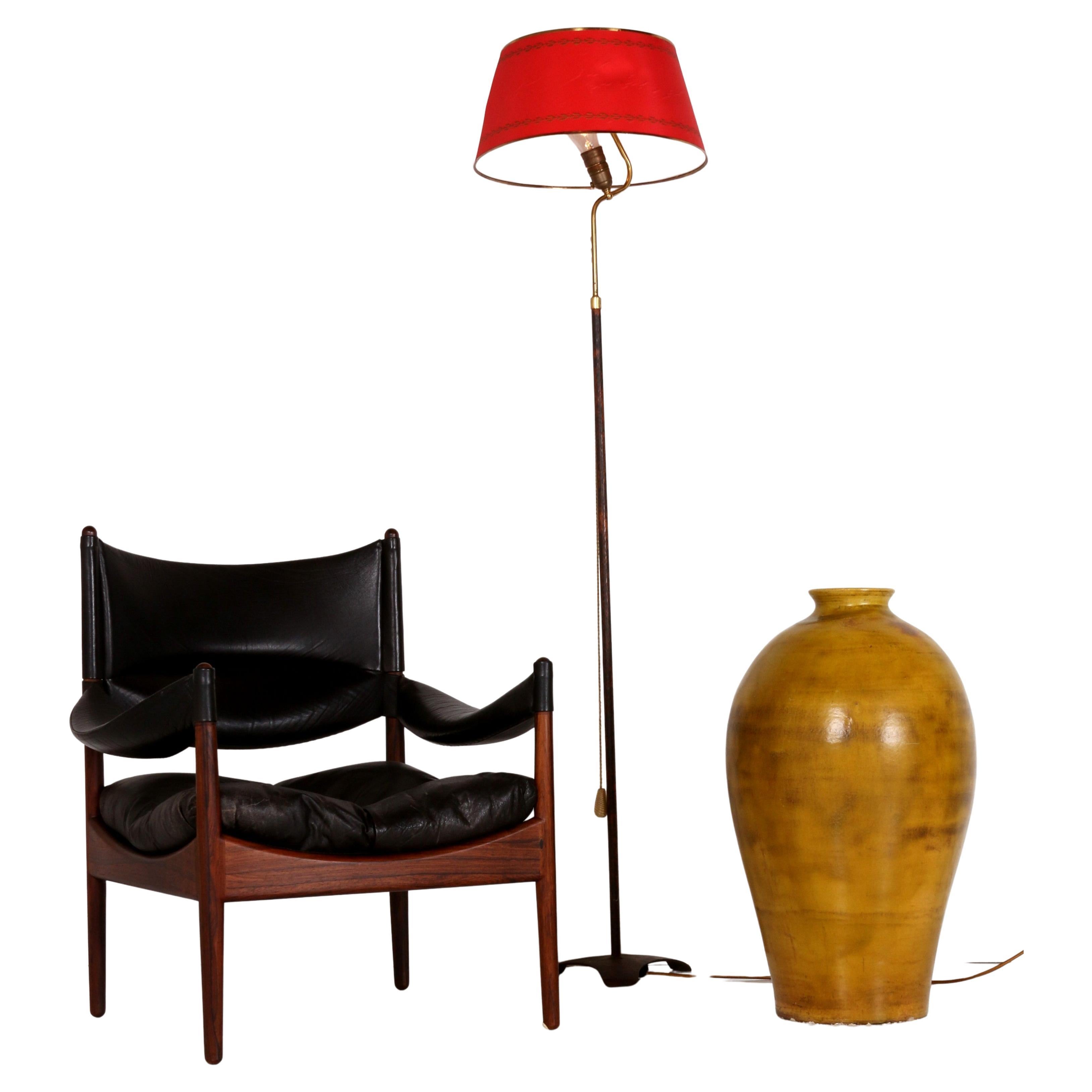 Mid-century 1960s 1970s WGP art pottery hand-thrown artfully glazed floor vase en venta