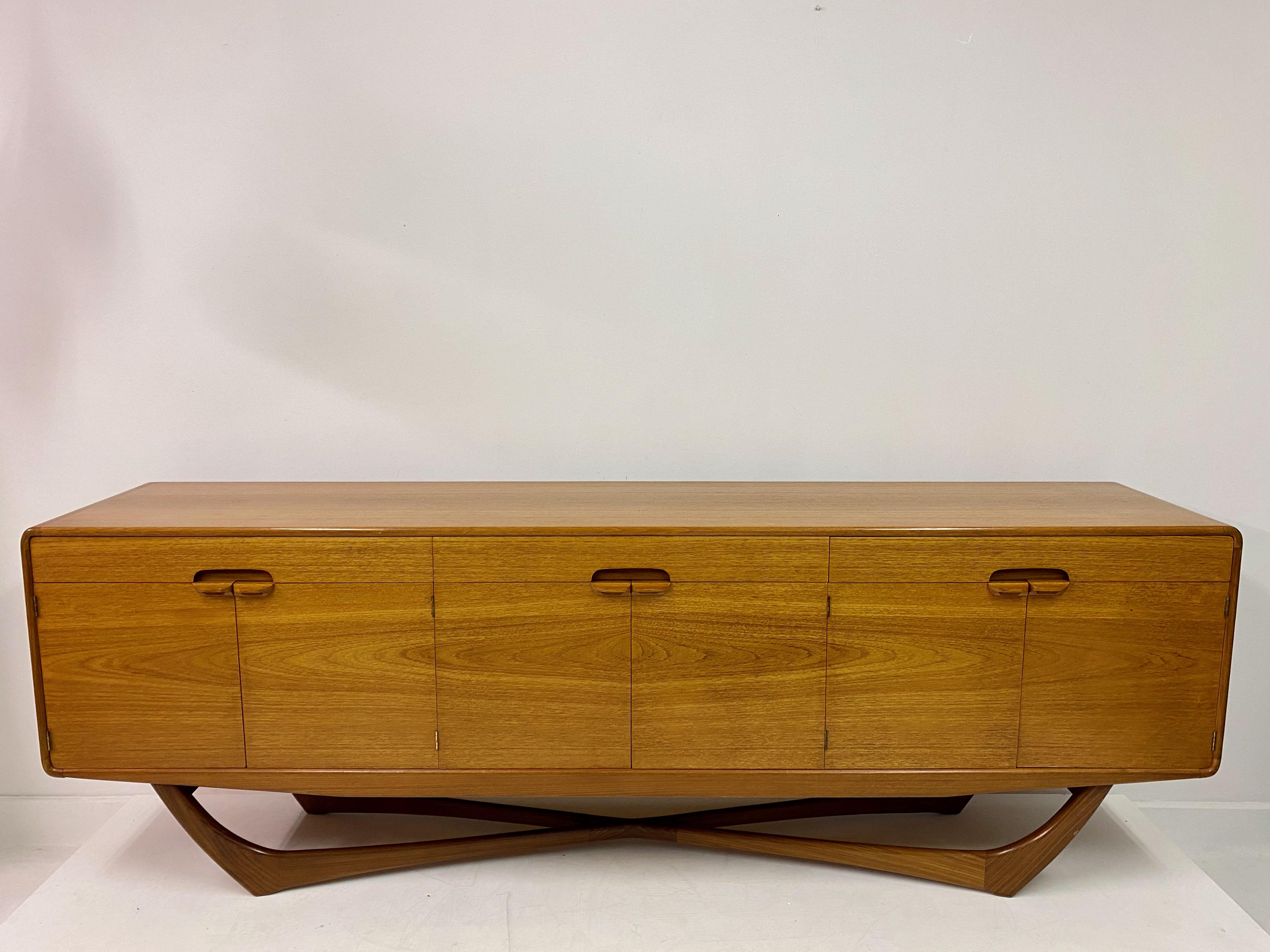 beithcraft sideboard