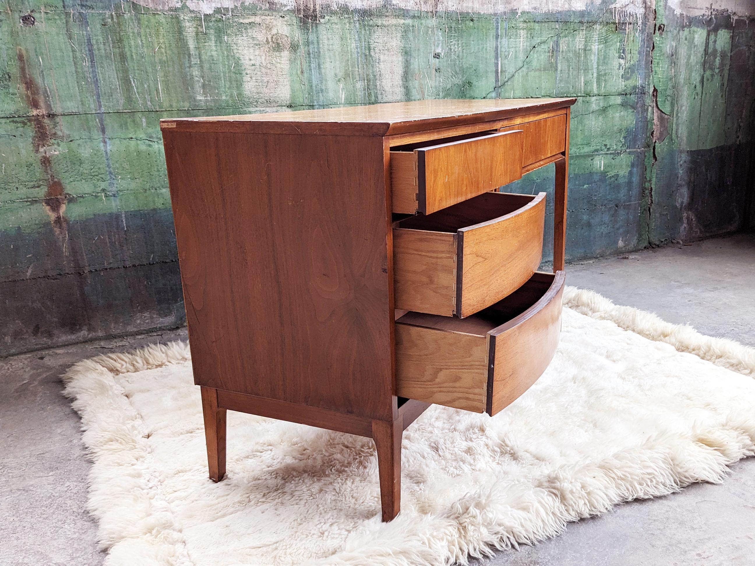 Midcentury 1960s Dixie Desk, Two Sided, 4 Drawers For Sale 3