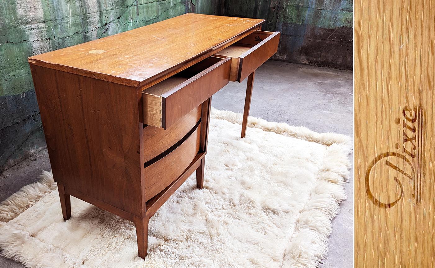 Midcentury 1960s Dixie Desk, Two Sided, 4 Drawers For Sale 1