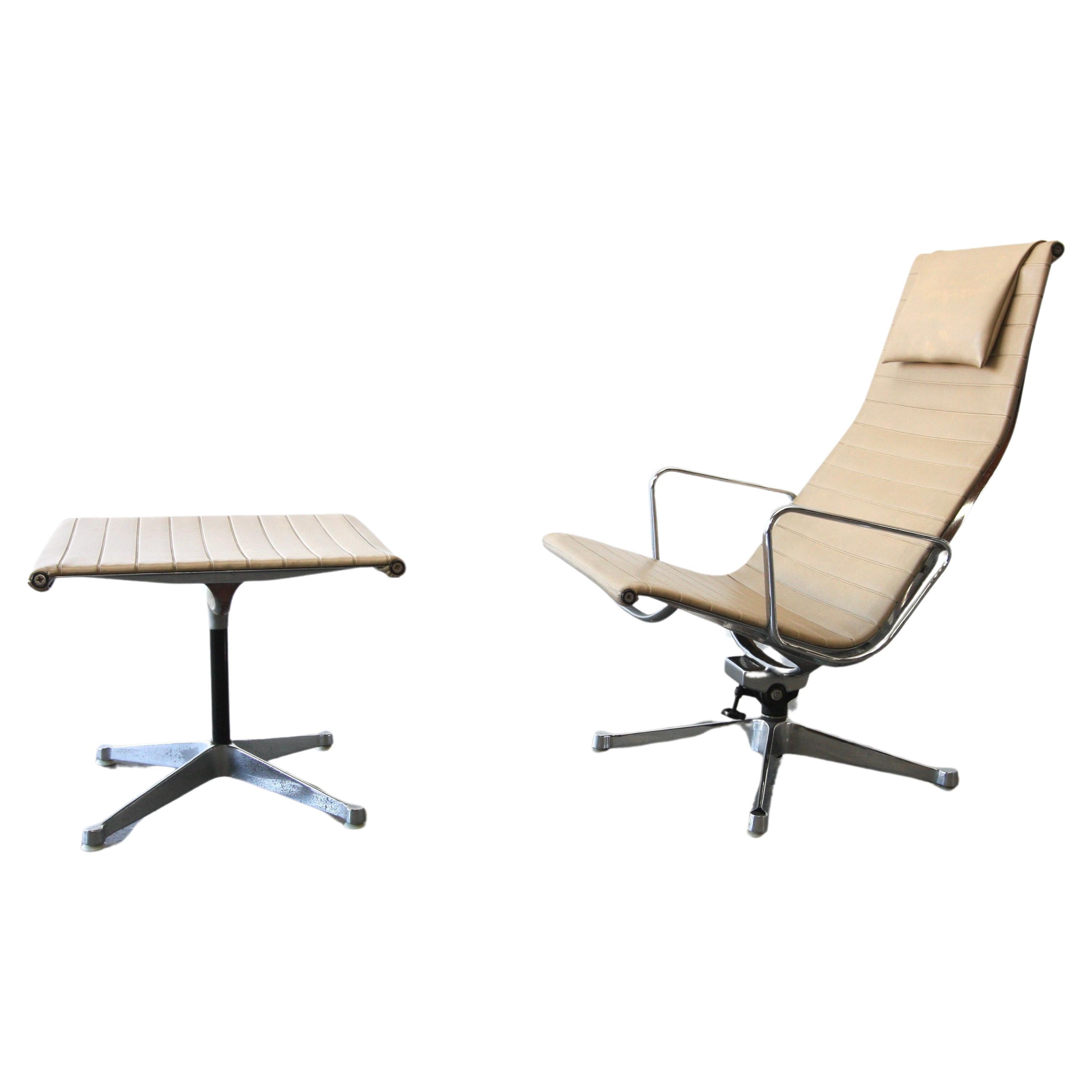 Mid-Century Modern Mid Century 1960's Herman Miller Eames Aluminum Group Lounge Chair and Ottoman For Sale