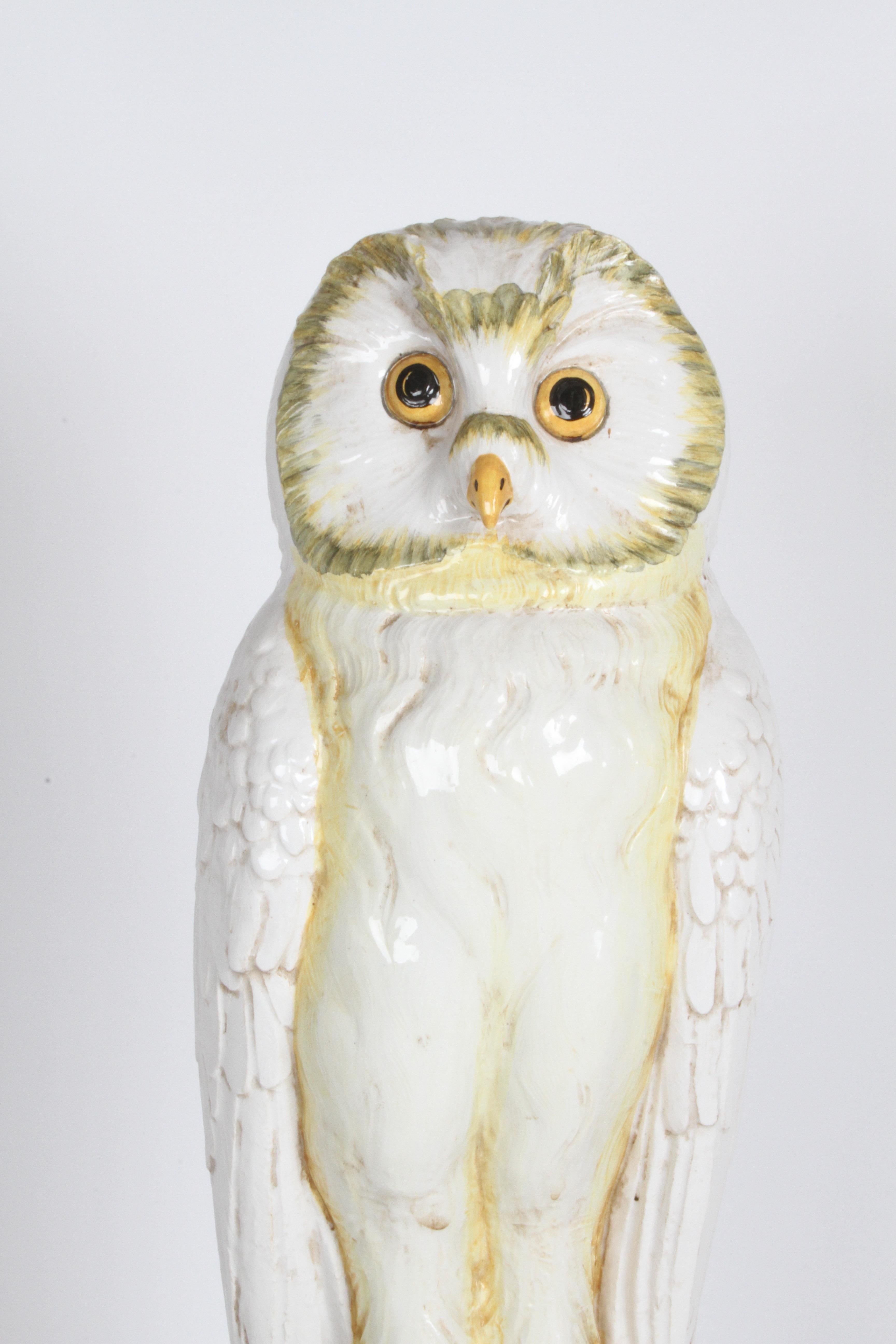 Mid-Century 1960s Italian Majolica Terracotta Large Snow Owl Statue - Sculpture  For Sale 10