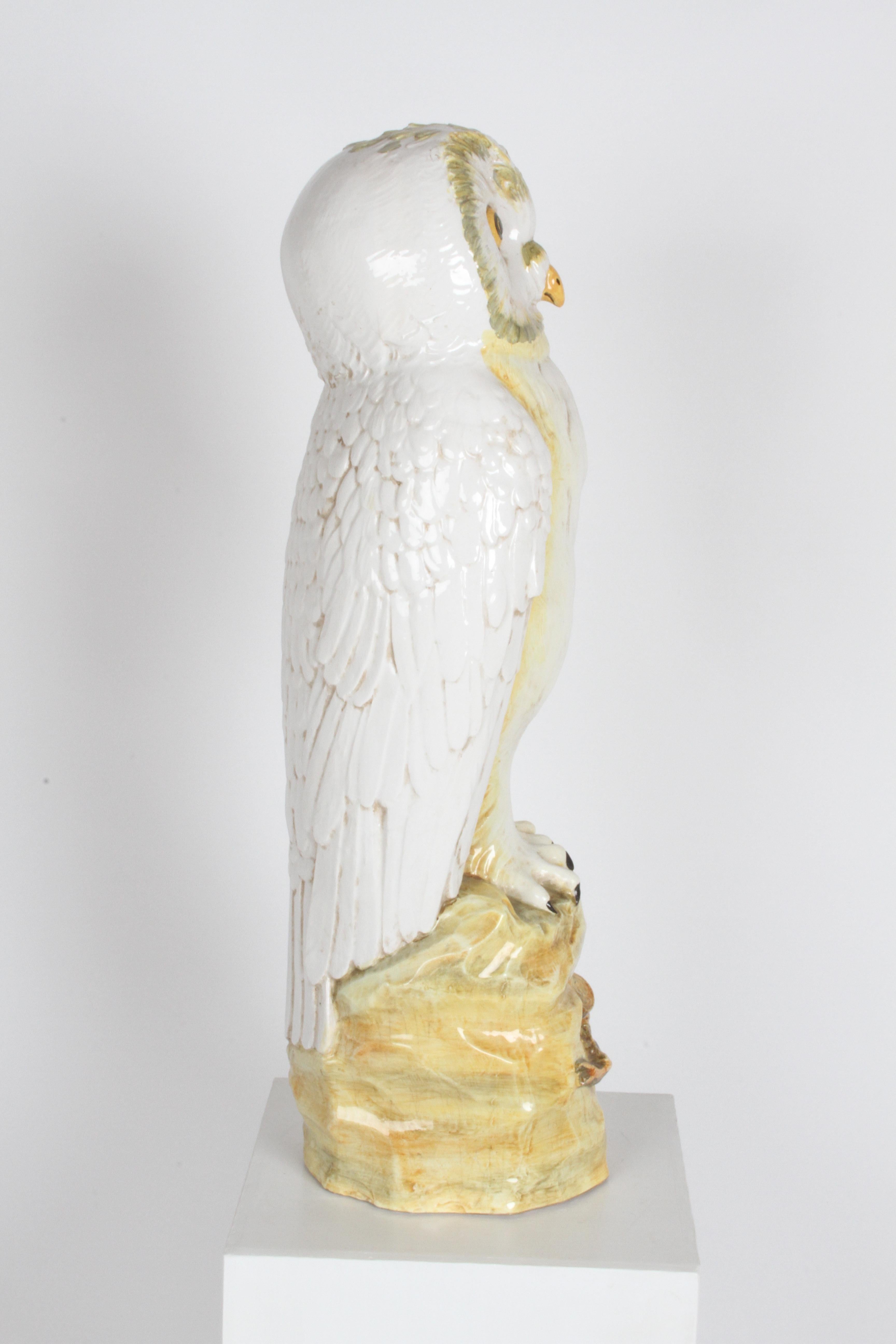 Mid-Century 1960s Italian Majolica Terracotta Large Snow Owl Statue - Sculpture  For Sale 1